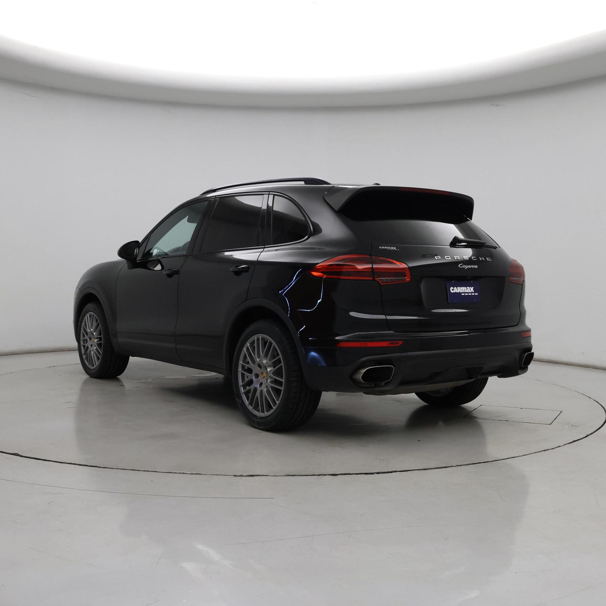 Thumbnail: 2016 Porsche Cayenne - 2