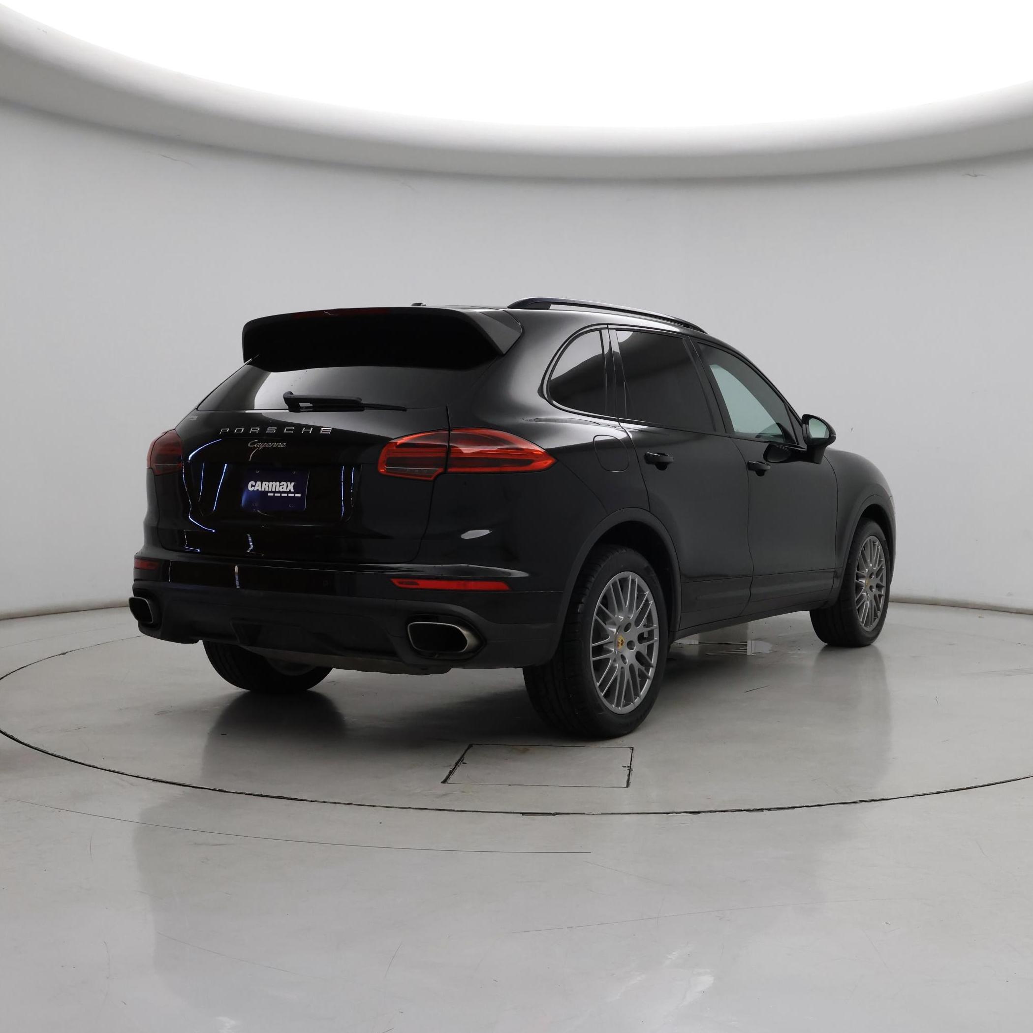 Thumbnail: 2016 Porsche Cayenne - 8