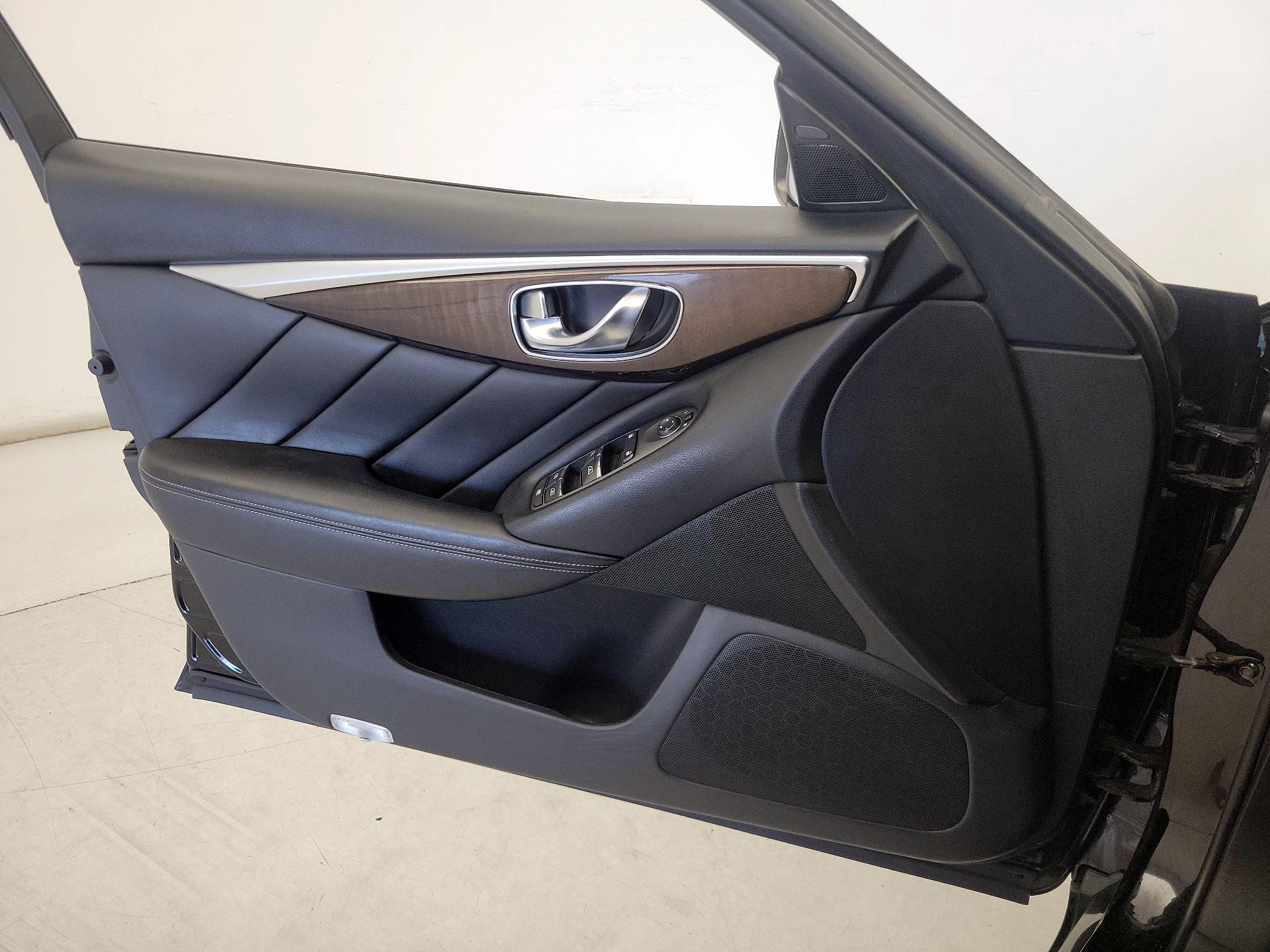 Thumbnail: 2019 INFINITI Q50 - 12