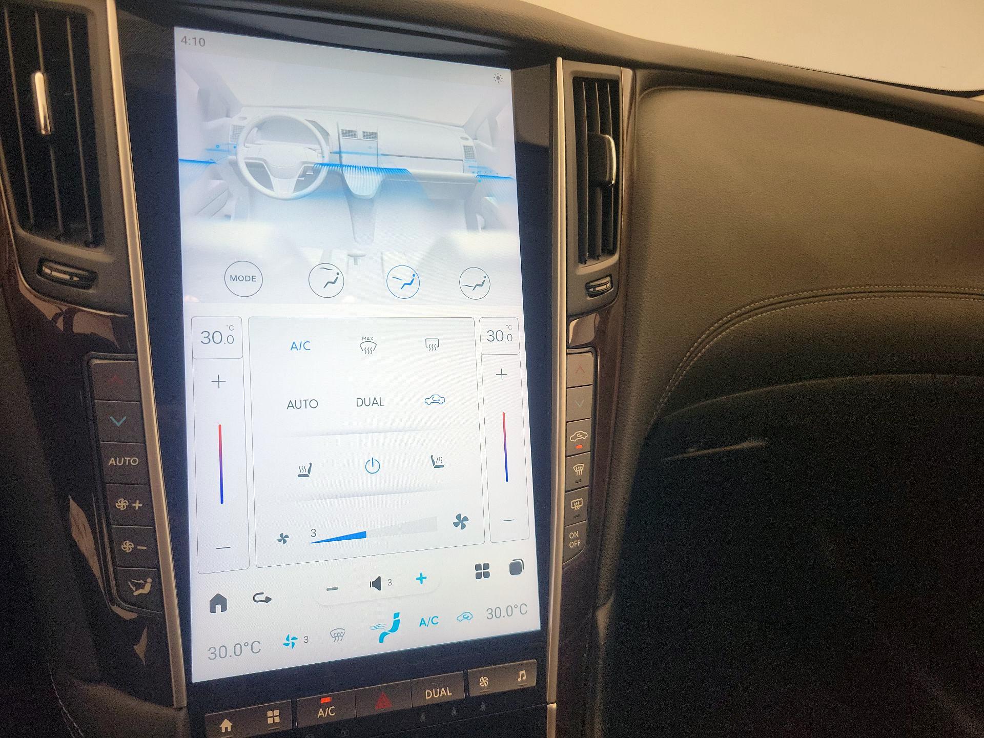 Thumbnail: 2019 INFINITI Q50 - 17