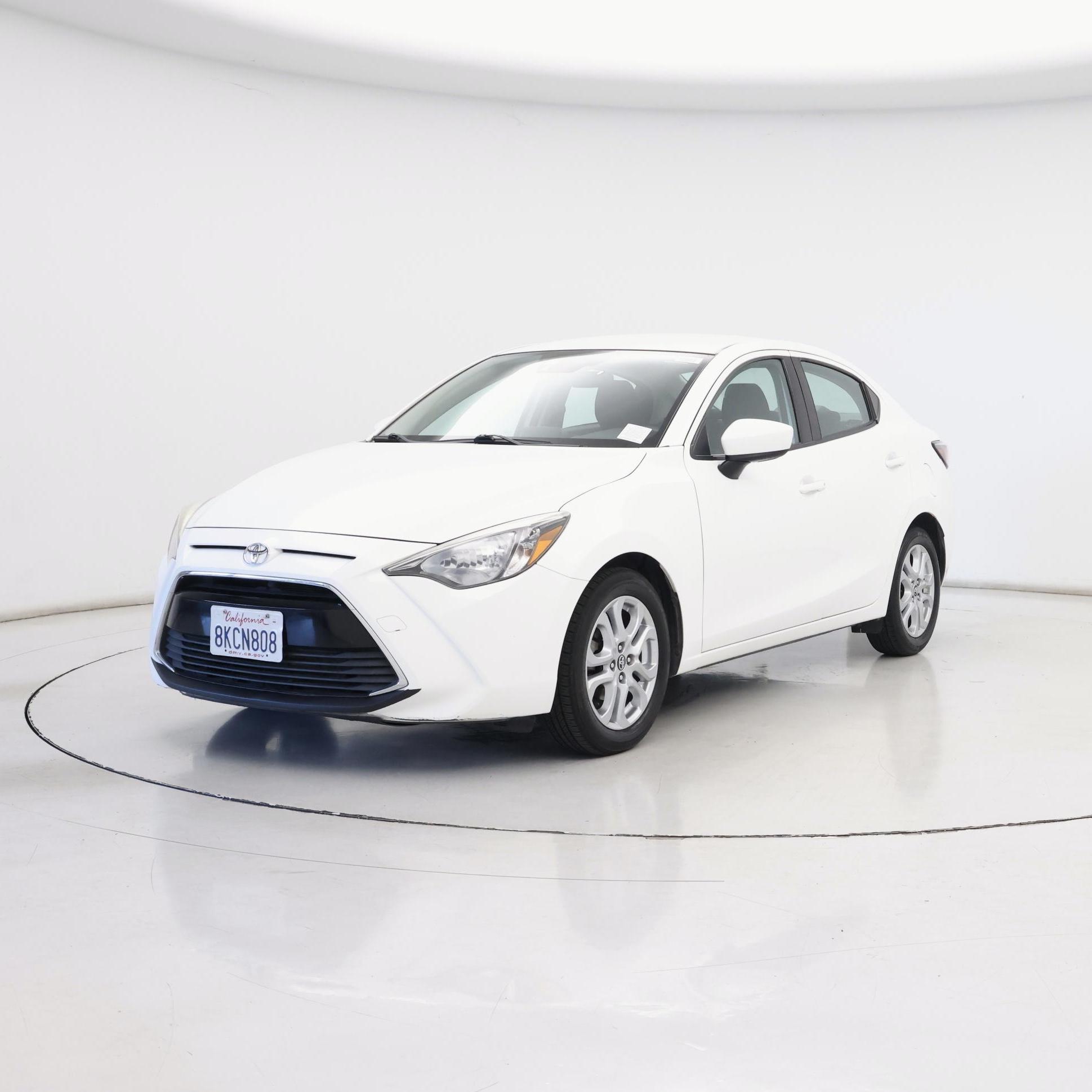 Thumbnail: 2018 Toyota Yaris iA - 4