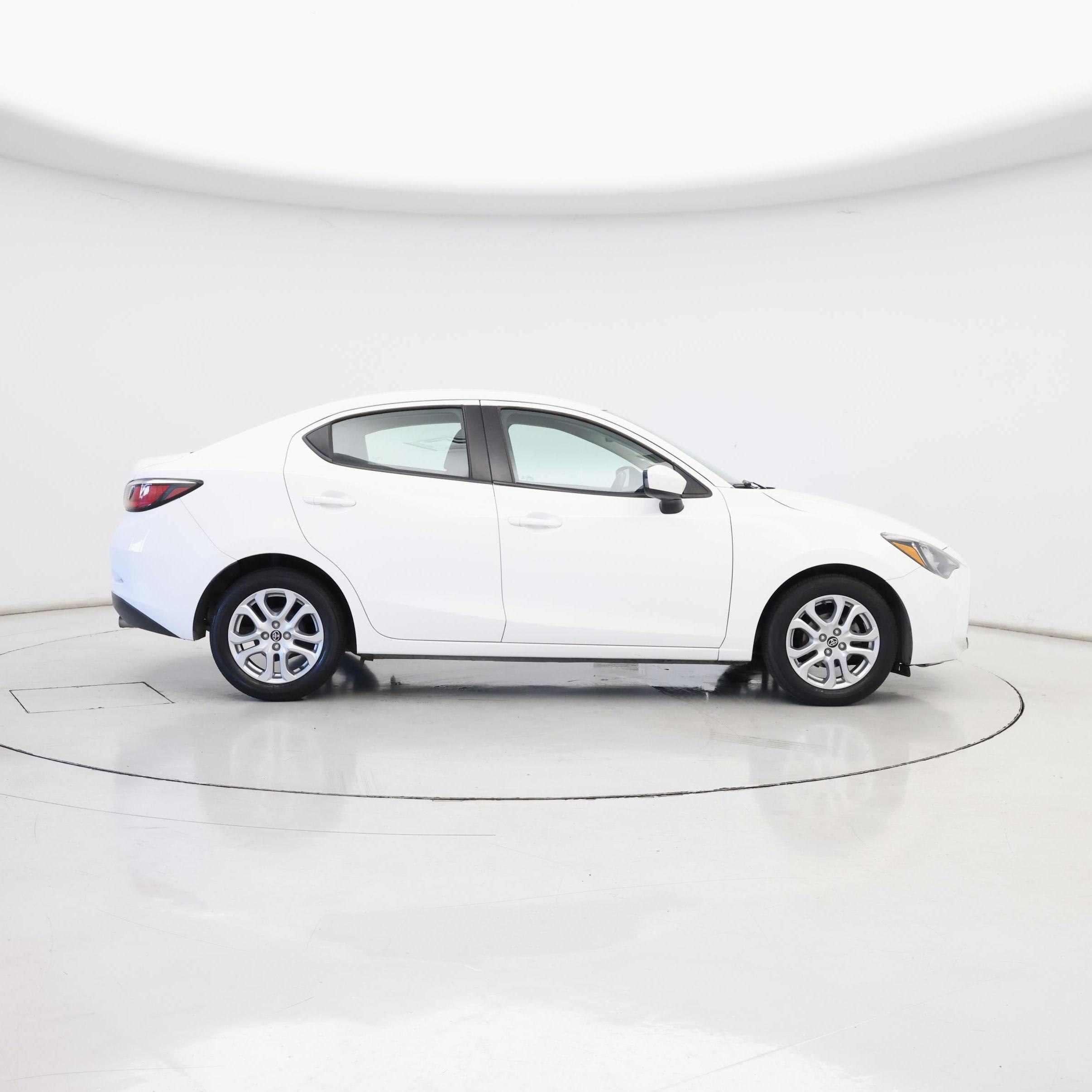 Thumbnail: 2018 Toyota Yaris iA - 7