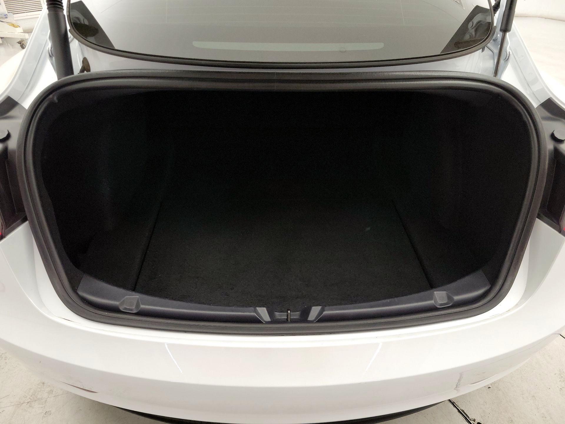 Thumbnail: 2023 Tesla Model 3 - 20