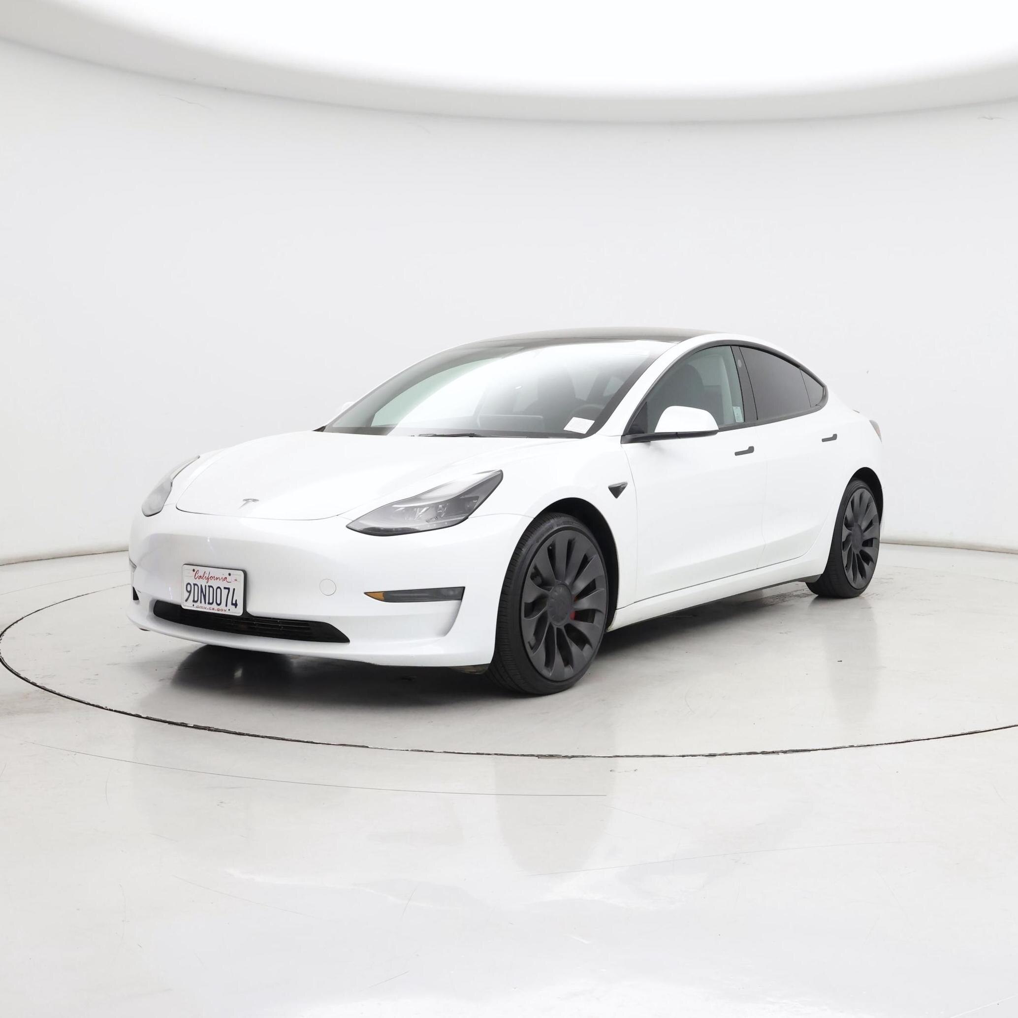Thumbnail: 2023 Tesla Model 3 - 4