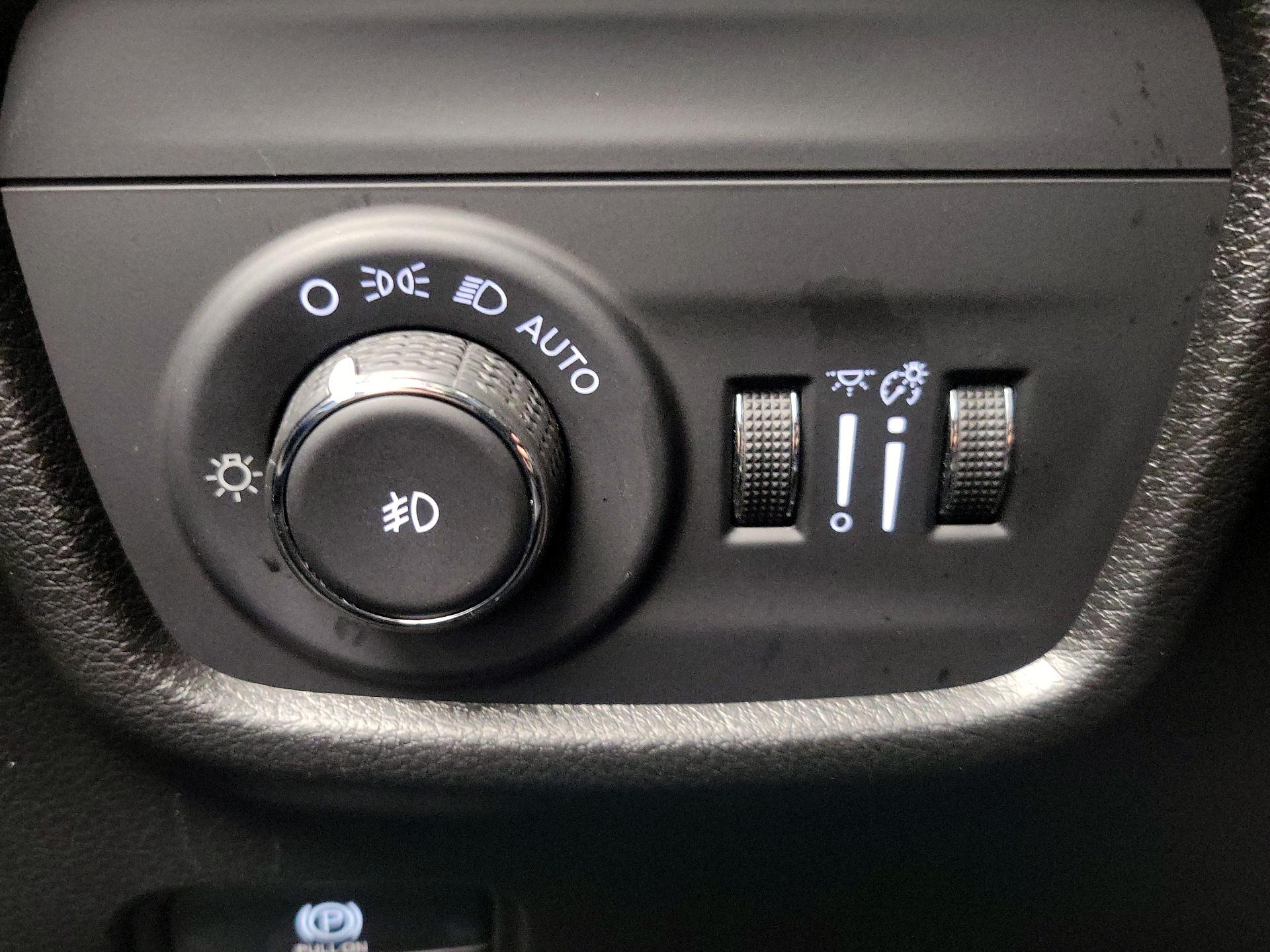 Thumbnail: 2023 Jeep Grand Cherokee - 13