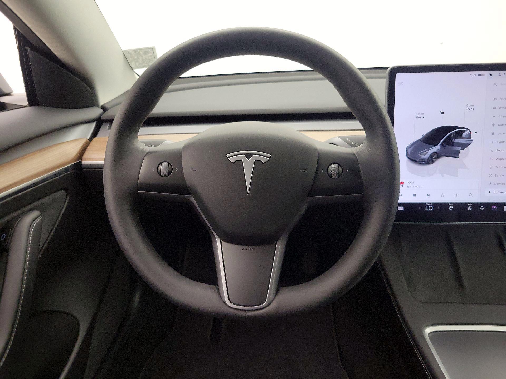 Thumbnail: 2022 Tesla Model 3 - 10