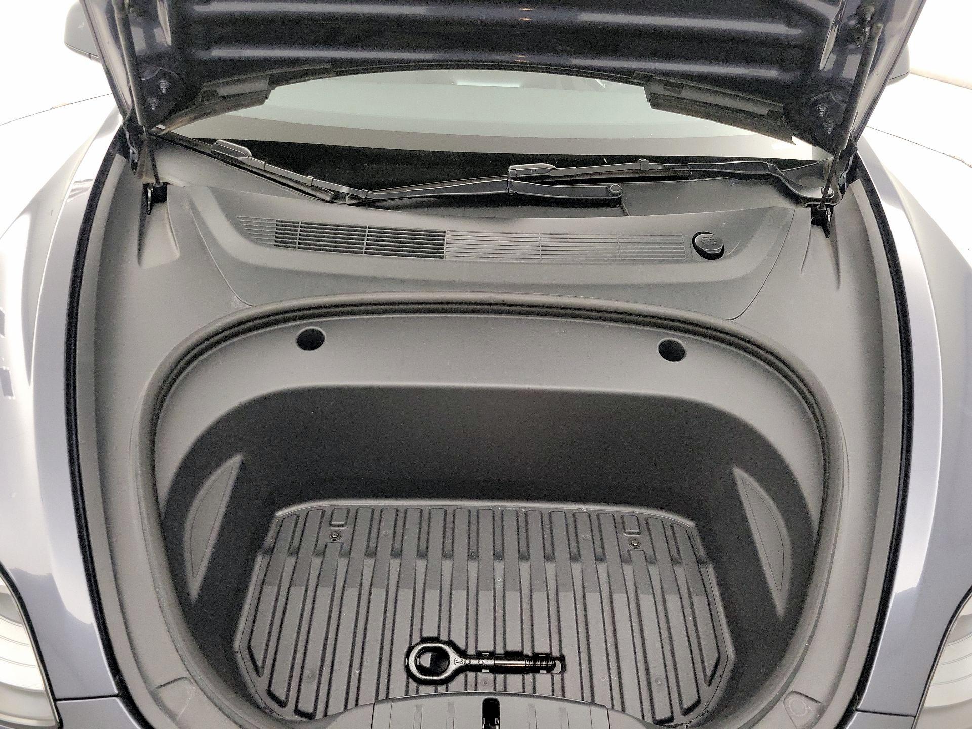 Thumbnail: 2022 Tesla Model 3 - 20