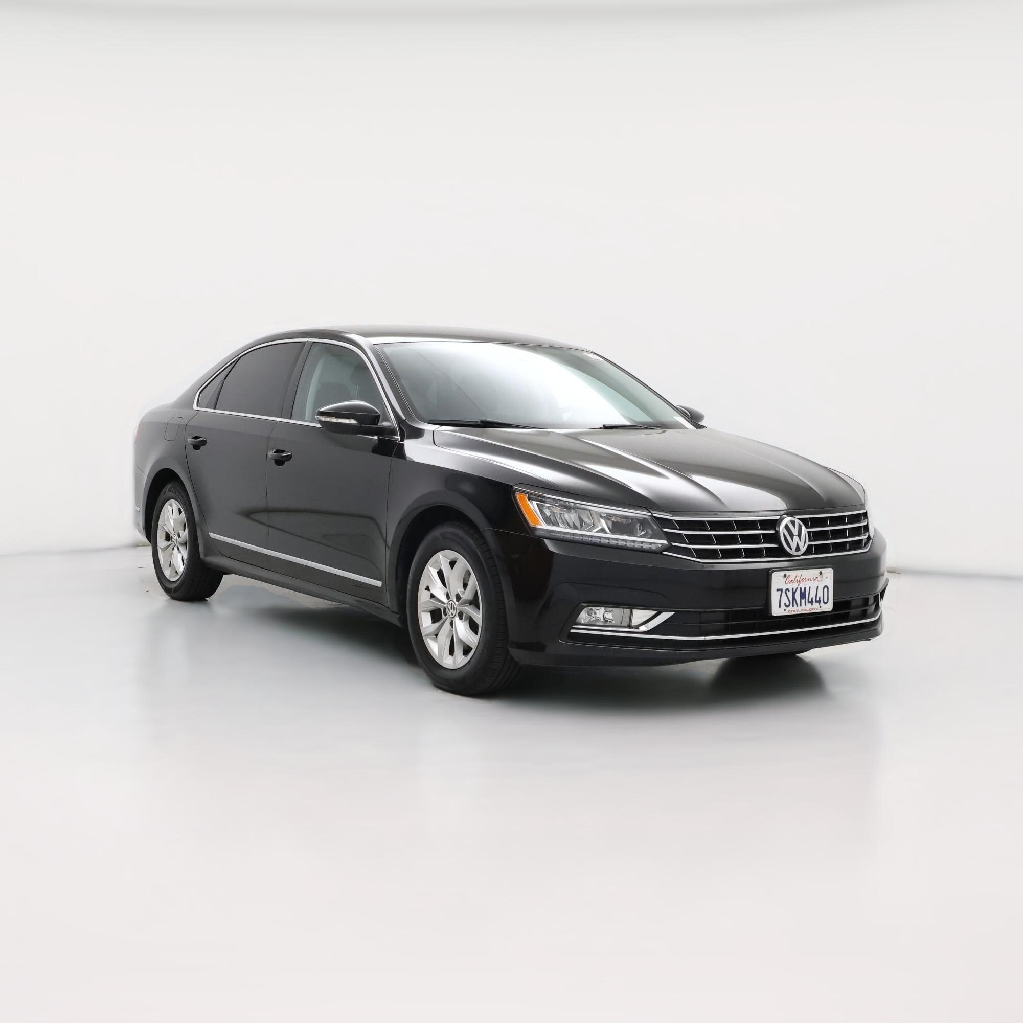 Thumbnail: 2016 Volkswagen Passat - 1