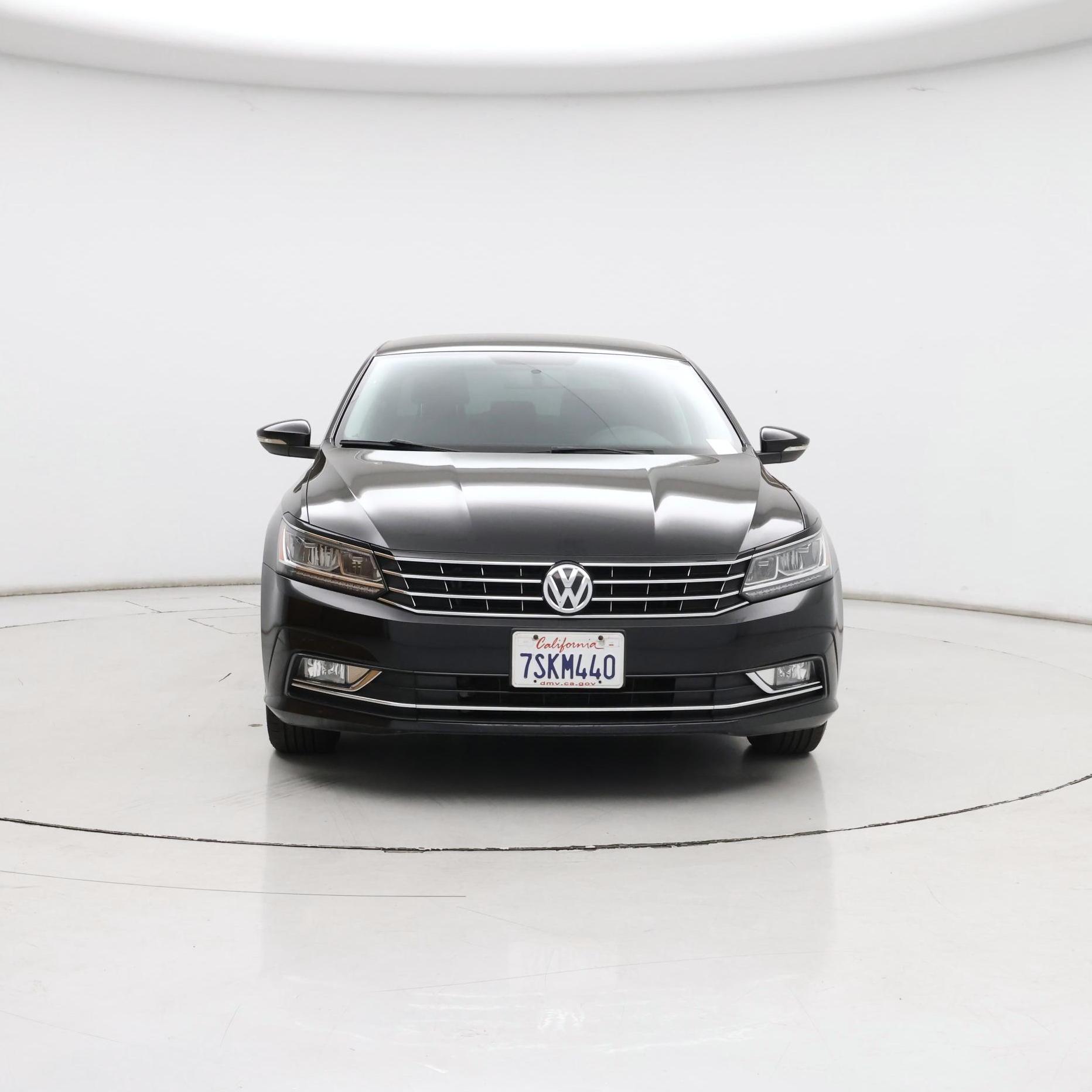 Thumbnail: 2016 Volkswagen Passat - 5