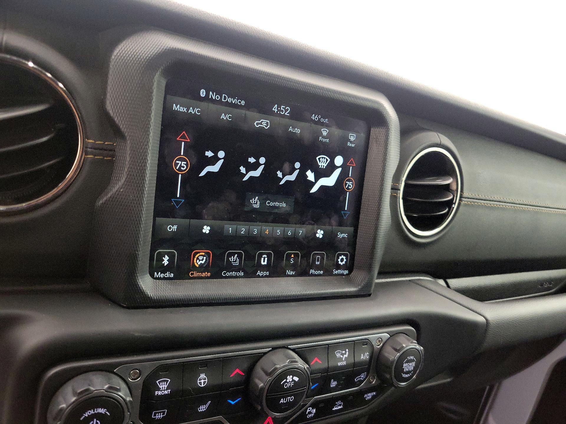 Thumbnail: 2021 Jeep Wrangler - 17