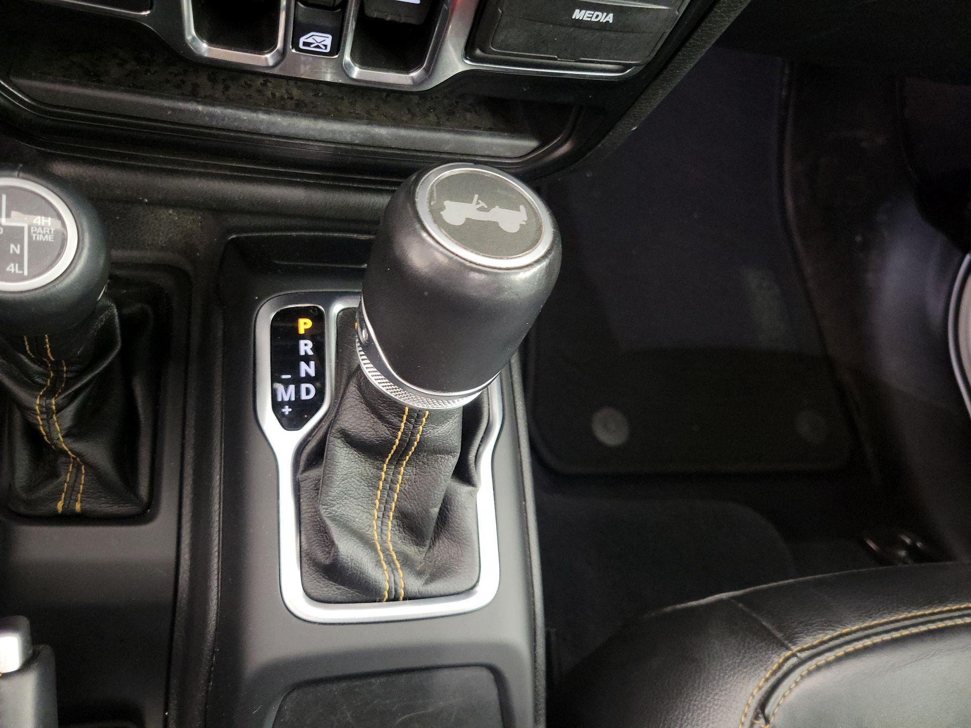 Thumbnail: 2021 Jeep Wrangler - 18