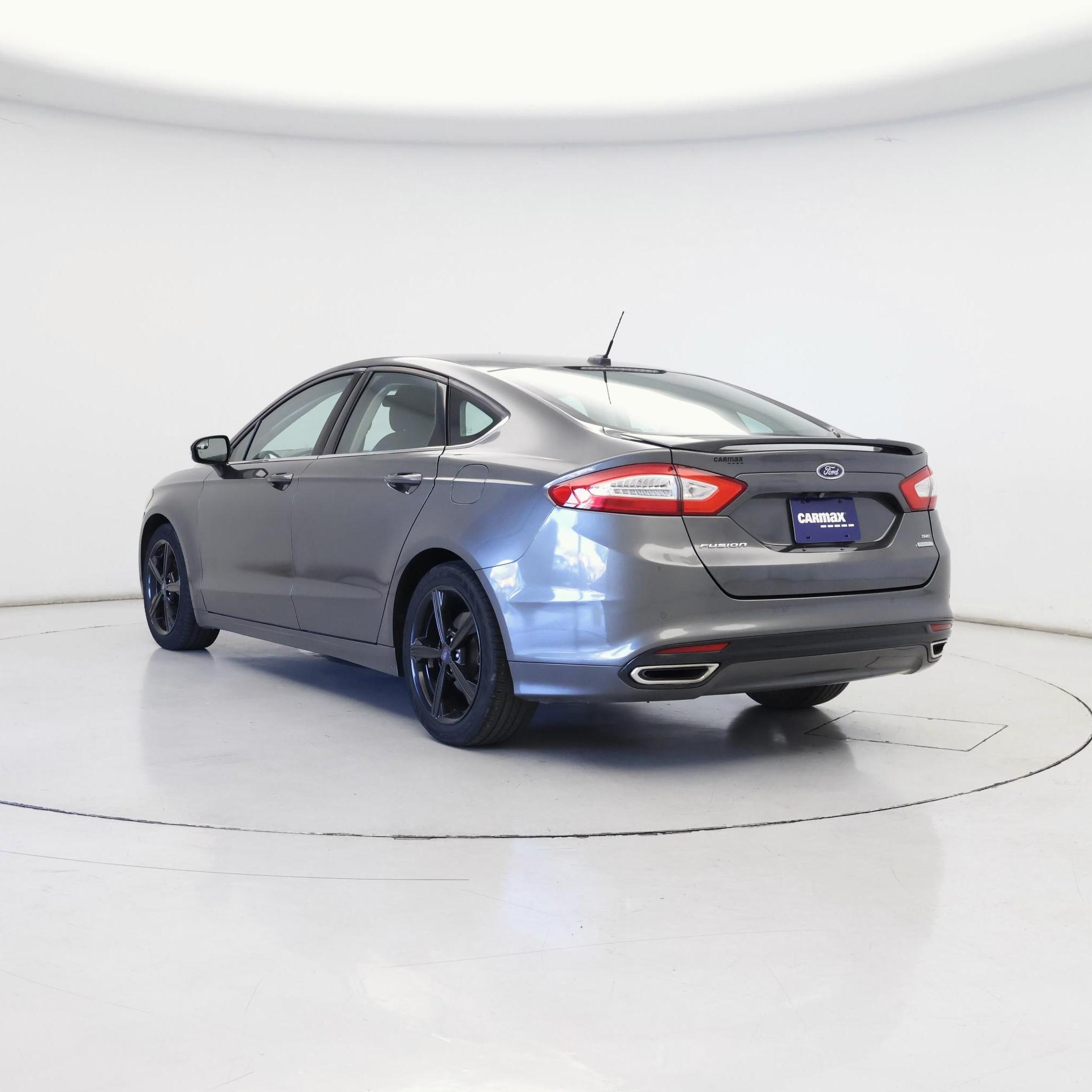 Thumbnail: 2016 Ford Fusion - 2