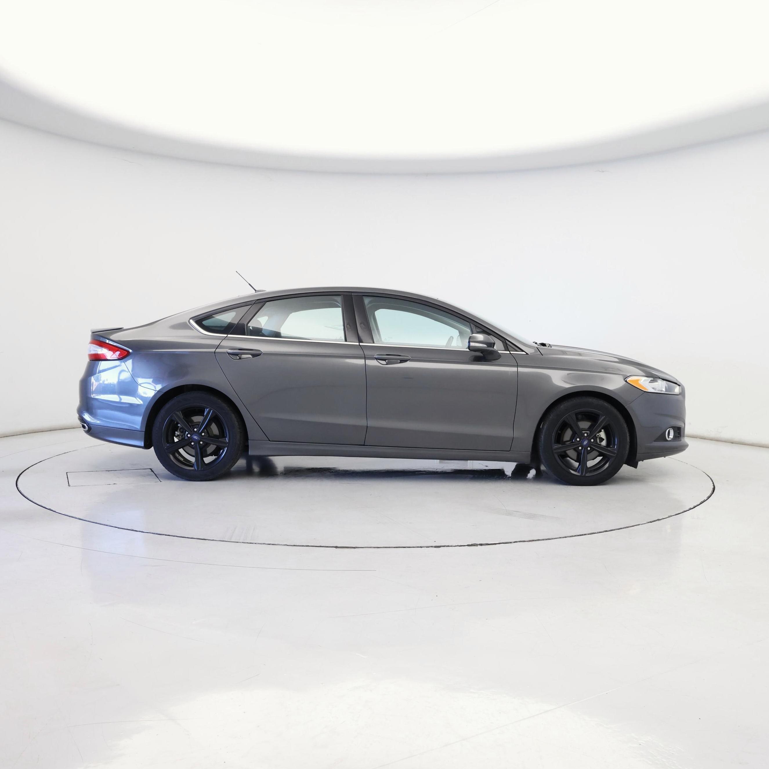Thumbnail: 2016 Ford Fusion - 7