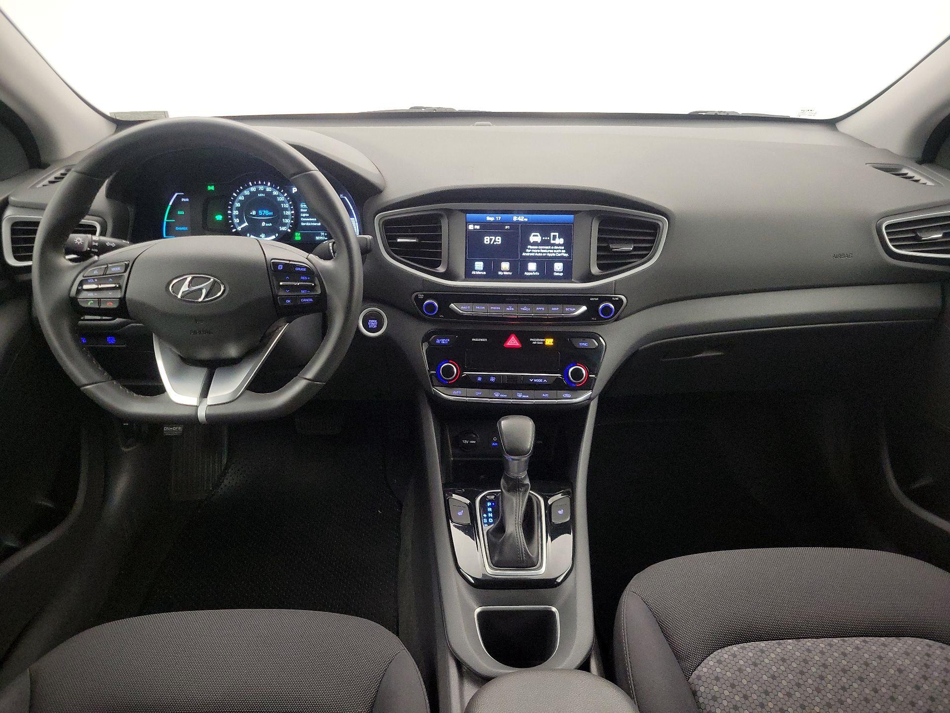 Thumbnail: 2017 Hyundai Ioniq - 9