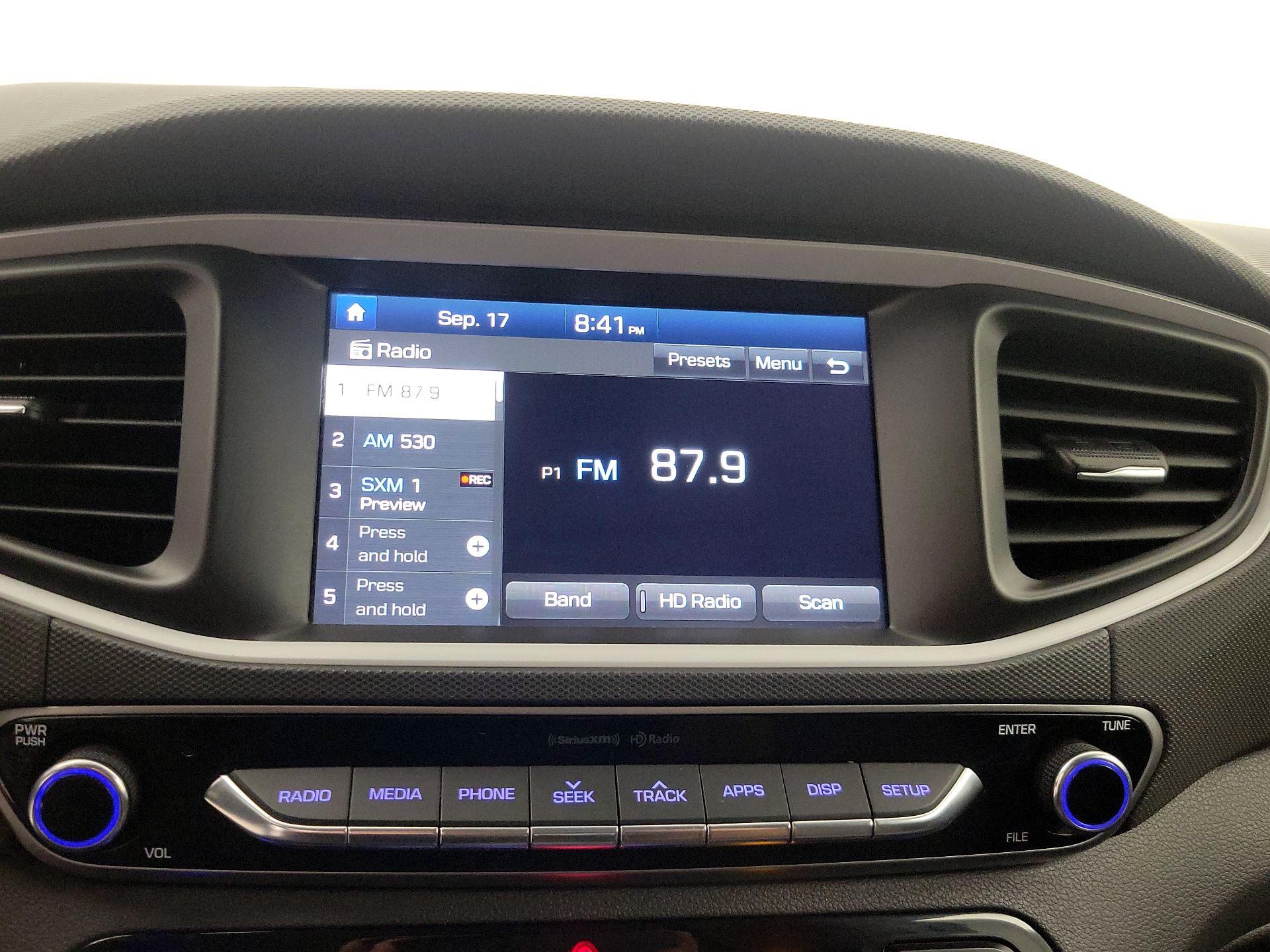 Thumbnail: 2017 Hyundai Ioniq - 15