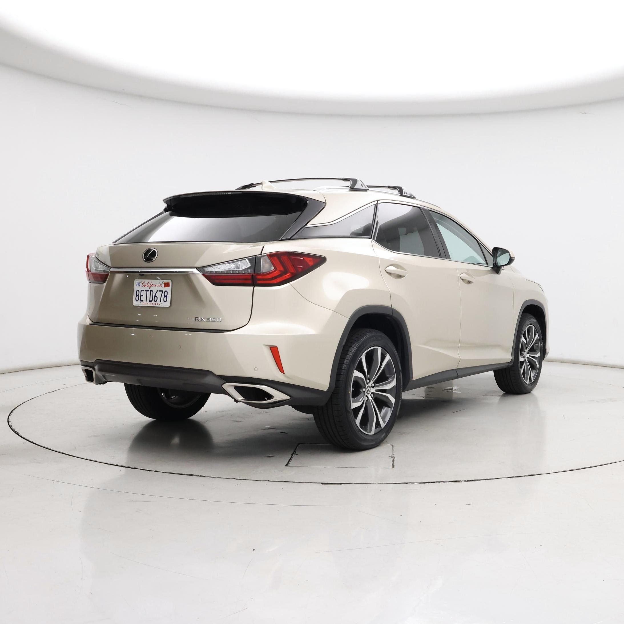 Thumbnail: 2018 Lexus RX - 8