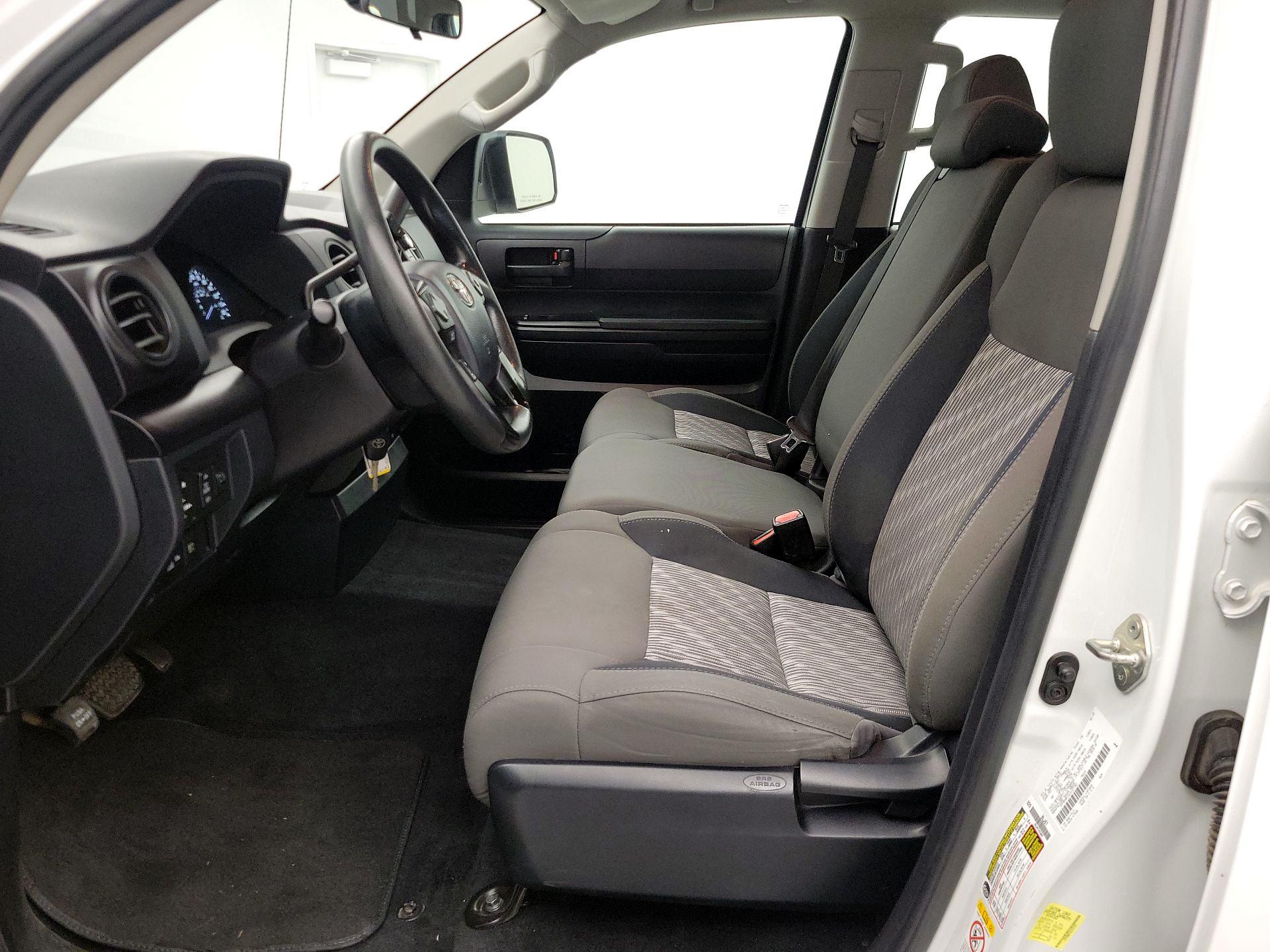Thumbnail: 2018 Toyota Tundra - 11