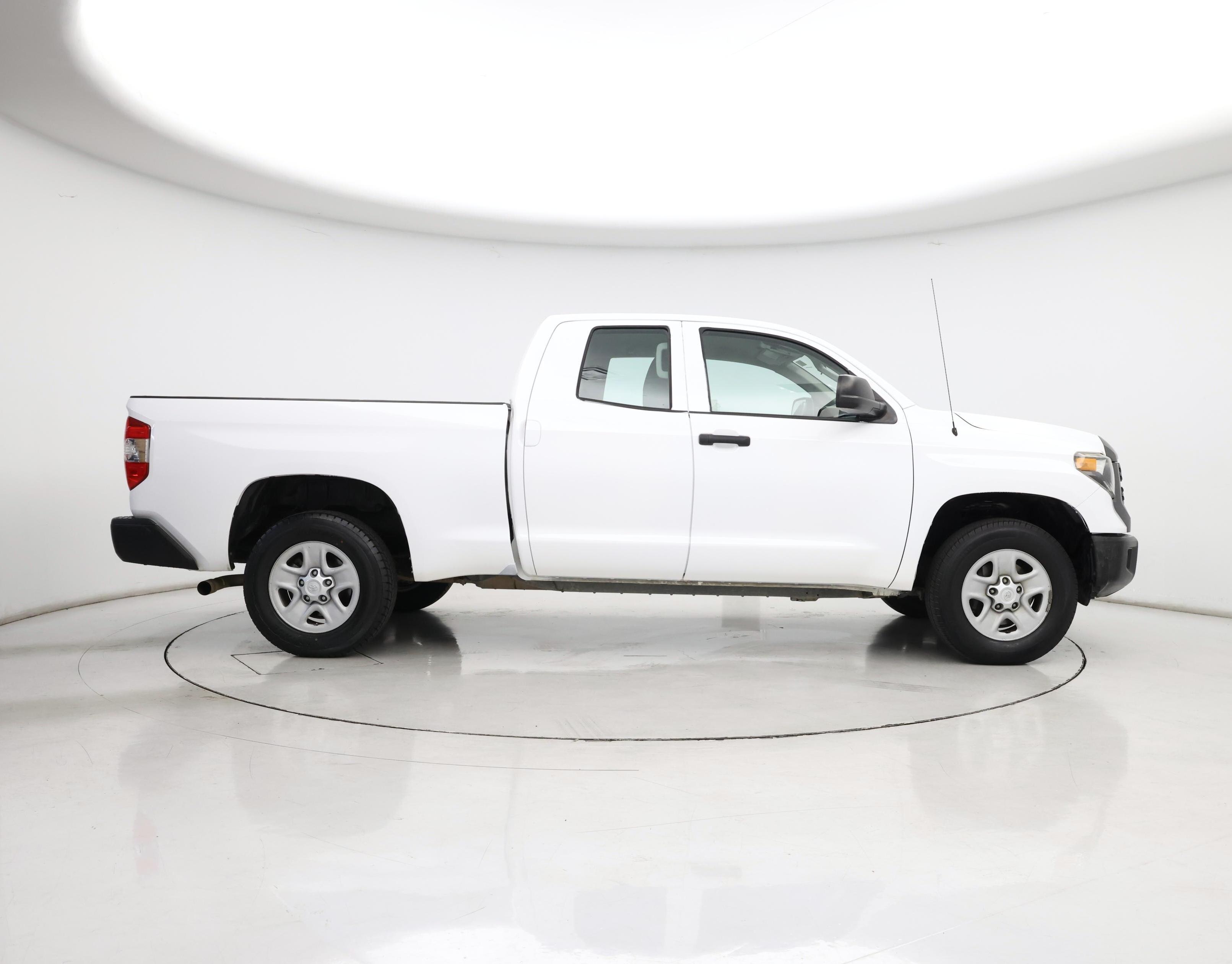 Thumbnail: 2018 Toyota Tundra - 7