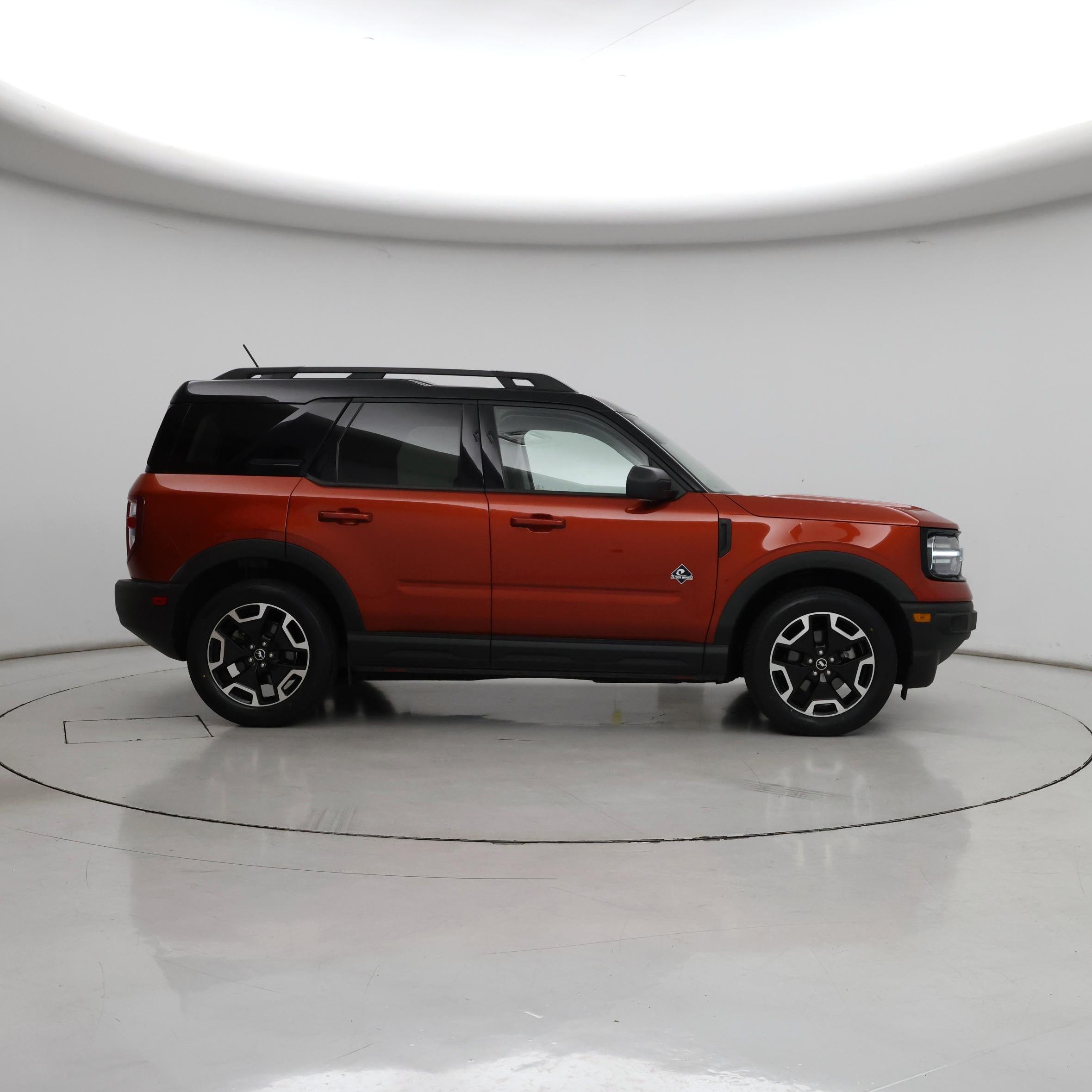 Thumbnail: 2022 Ford Bronco Sport - 7