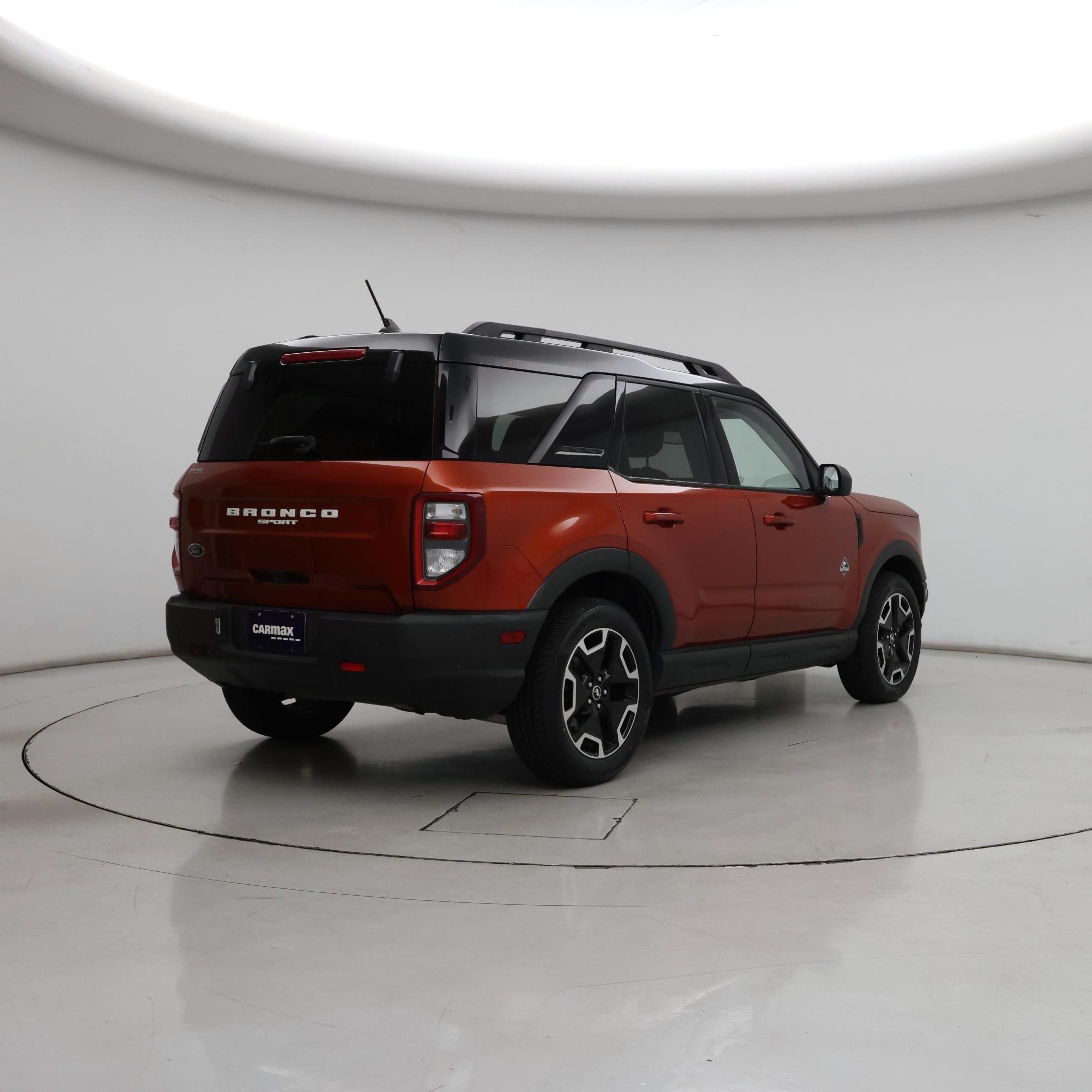 Thumbnail: 2022 Ford Bronco Sport - 8