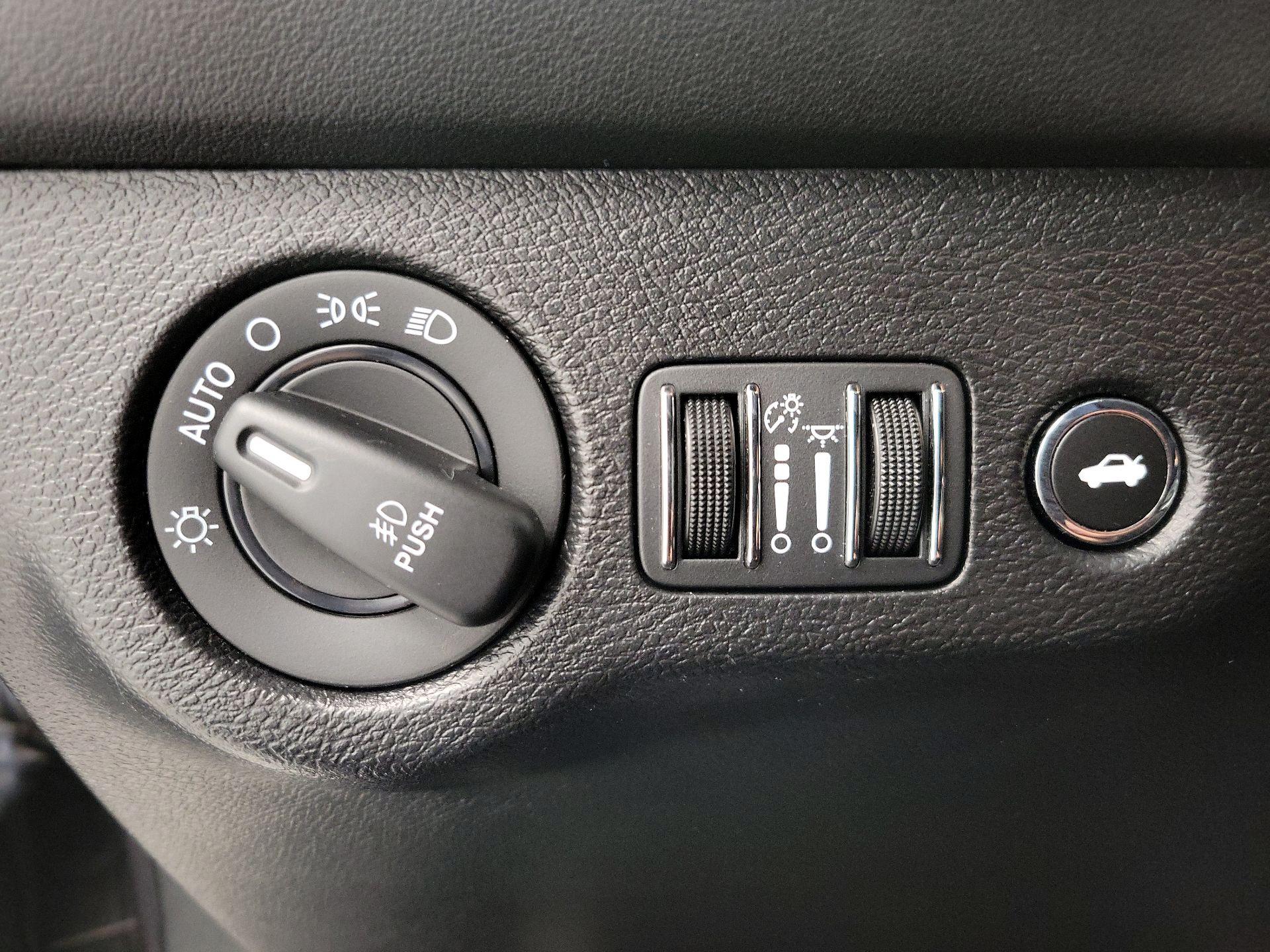 Thumbnail: 2020 Dodge Challenger - 13