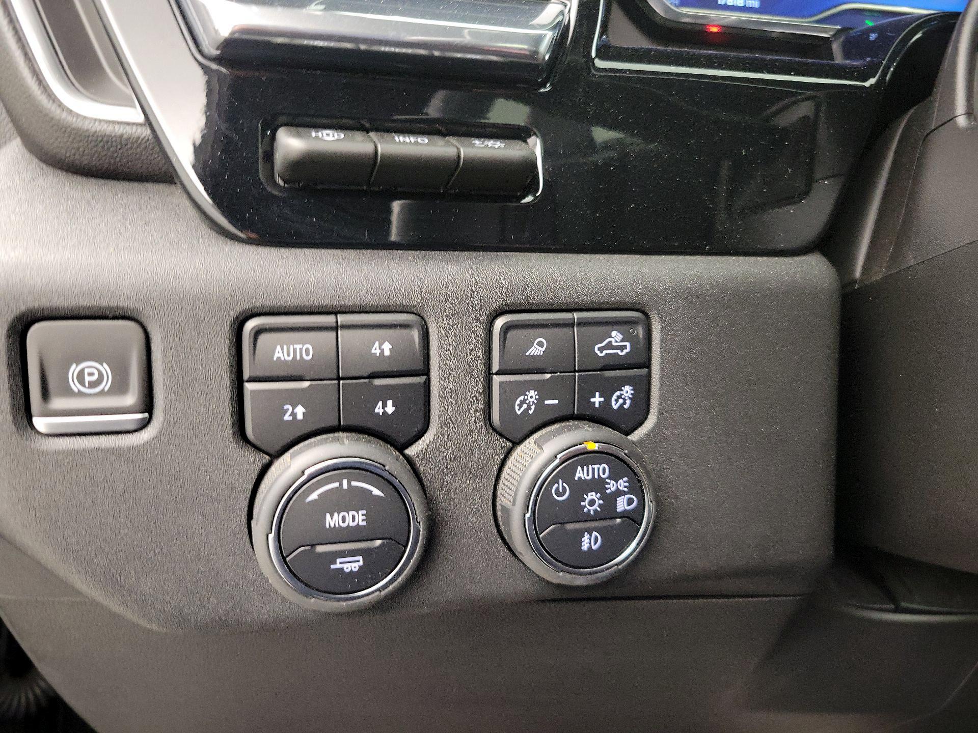 Thumbnail: 2024 Chevrolet Silverado 1500 - 13