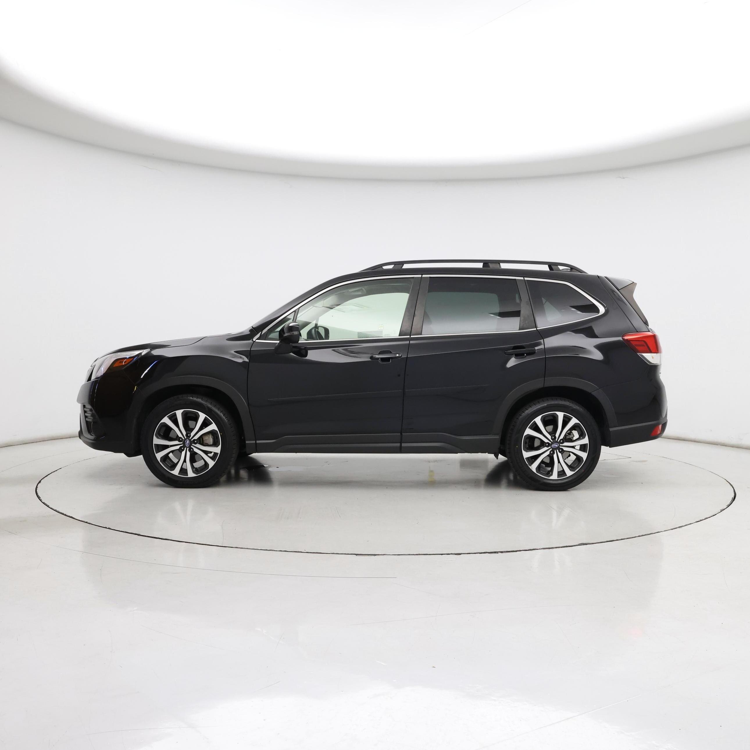 Thumbnail: 2023 Subaru Forester - 3