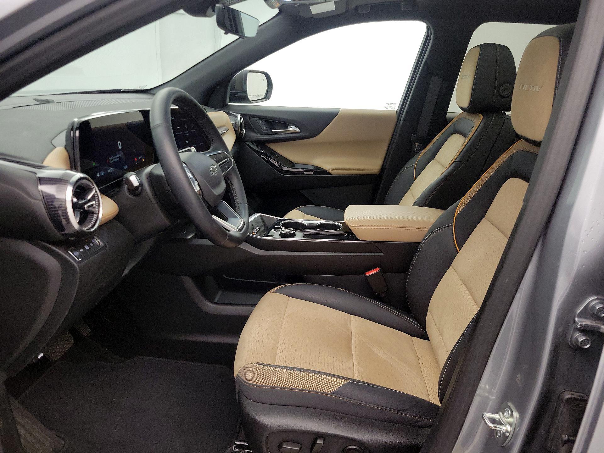 Thumbnail: 2025 Chevrolet Equinox - 11