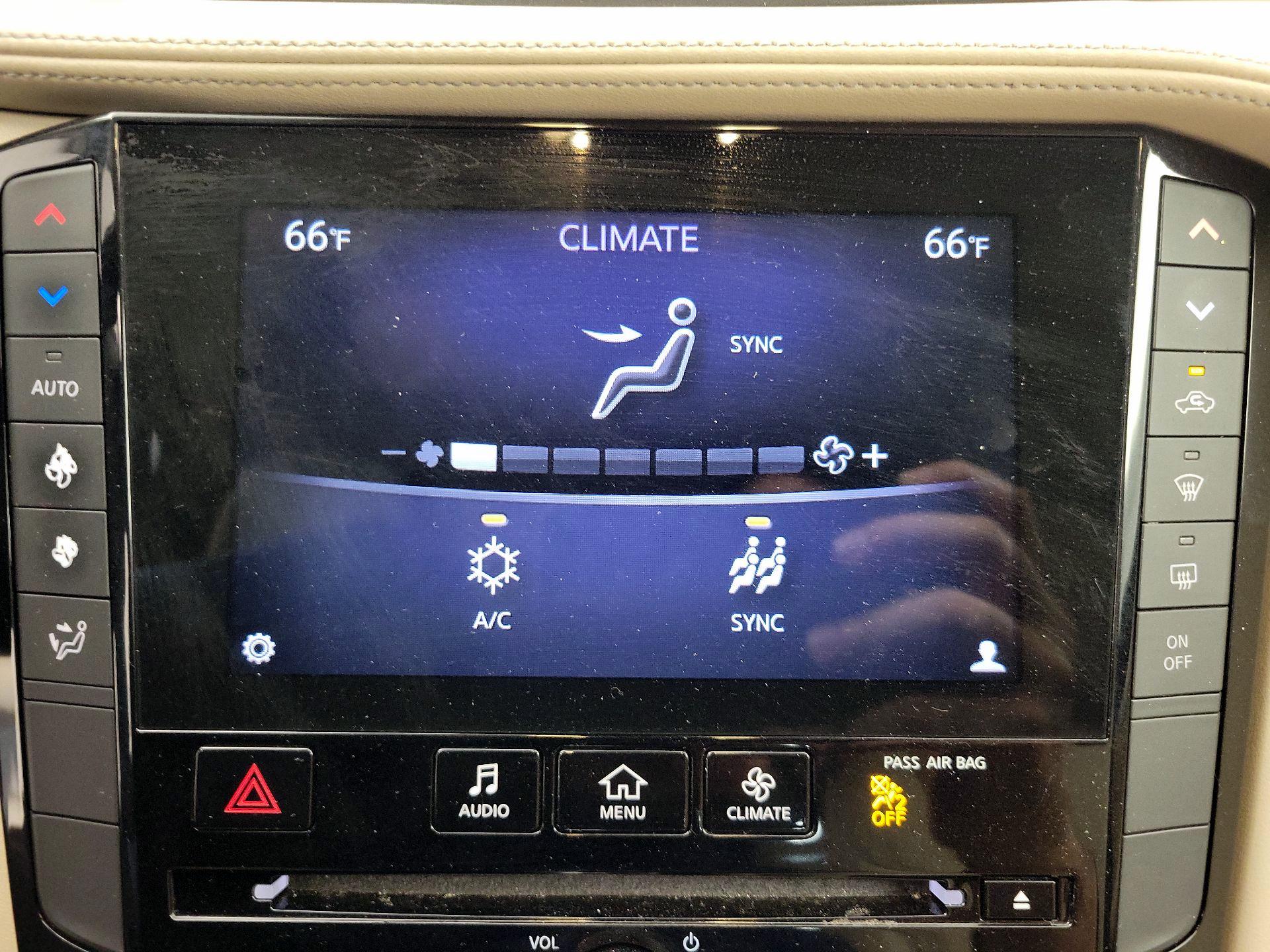 Thumbnail: 2019 INFINITI QX50 - 16