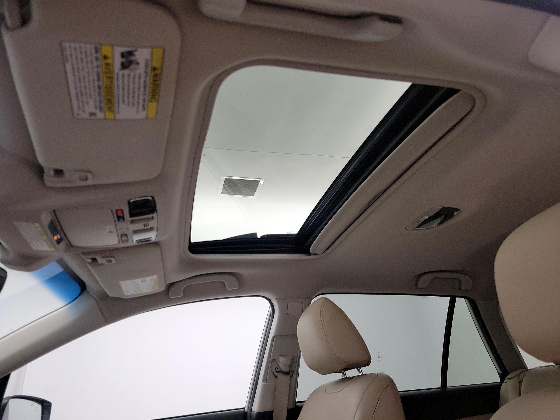 Thumbnail: 2017 Subaru Outback - 20
