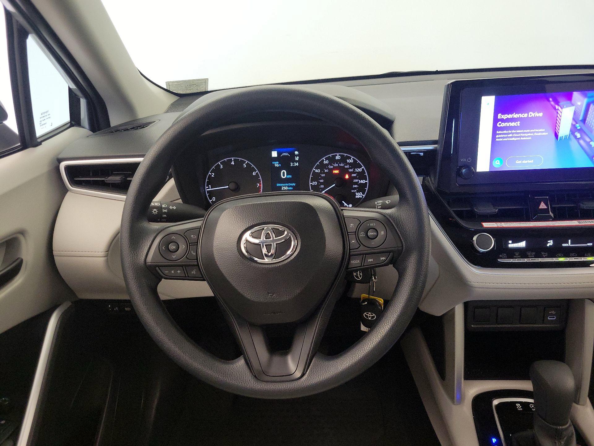 Thumbnail: 2025 Toyota Corolla Cross - 10