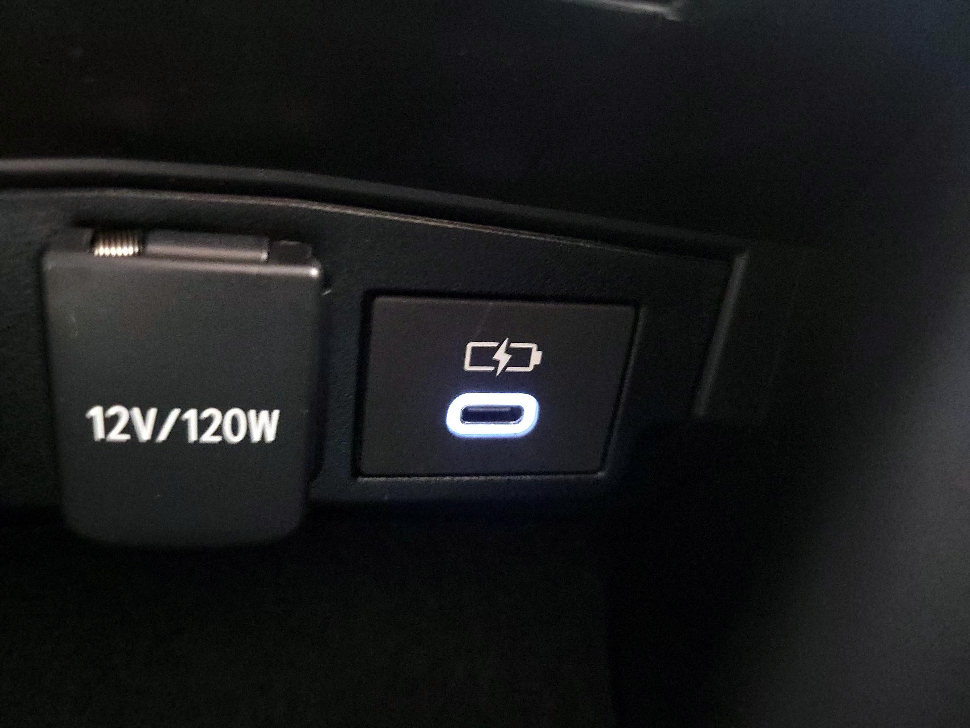 Thumbnail: 2025 Toyota Corolla Cross - 18