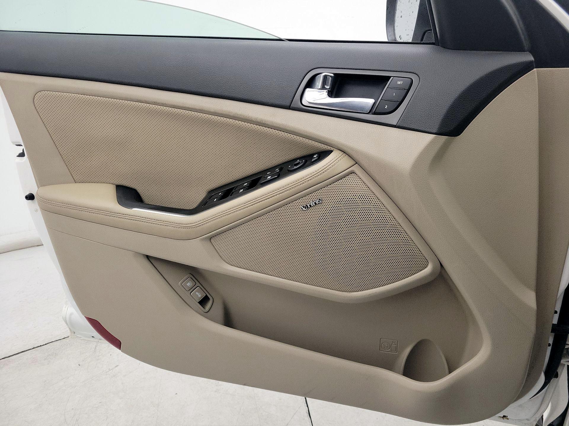 Thumbnail: 2014 Kia Optima - 12