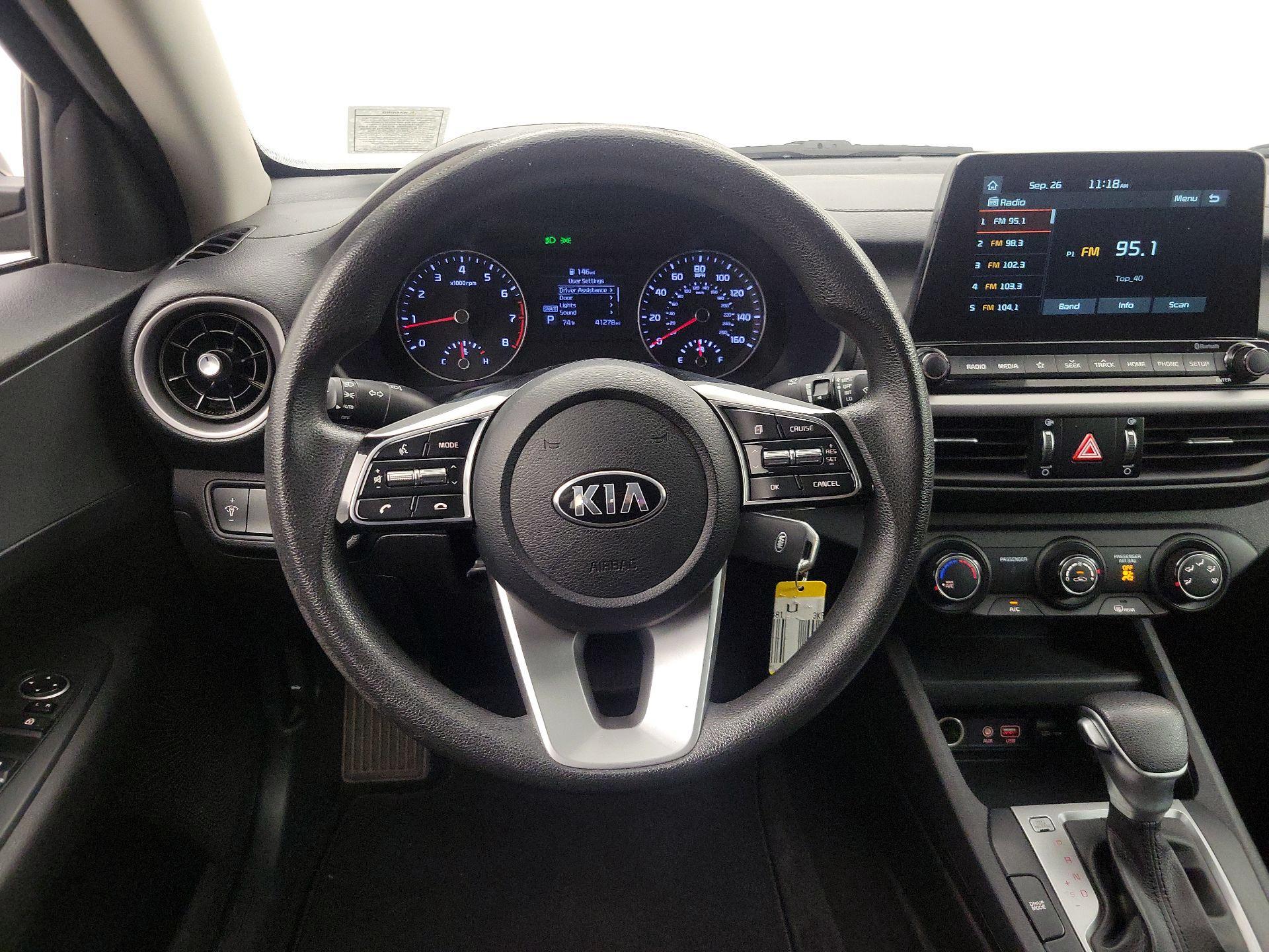 Thumbnail: 2021 Kia Forte - 10