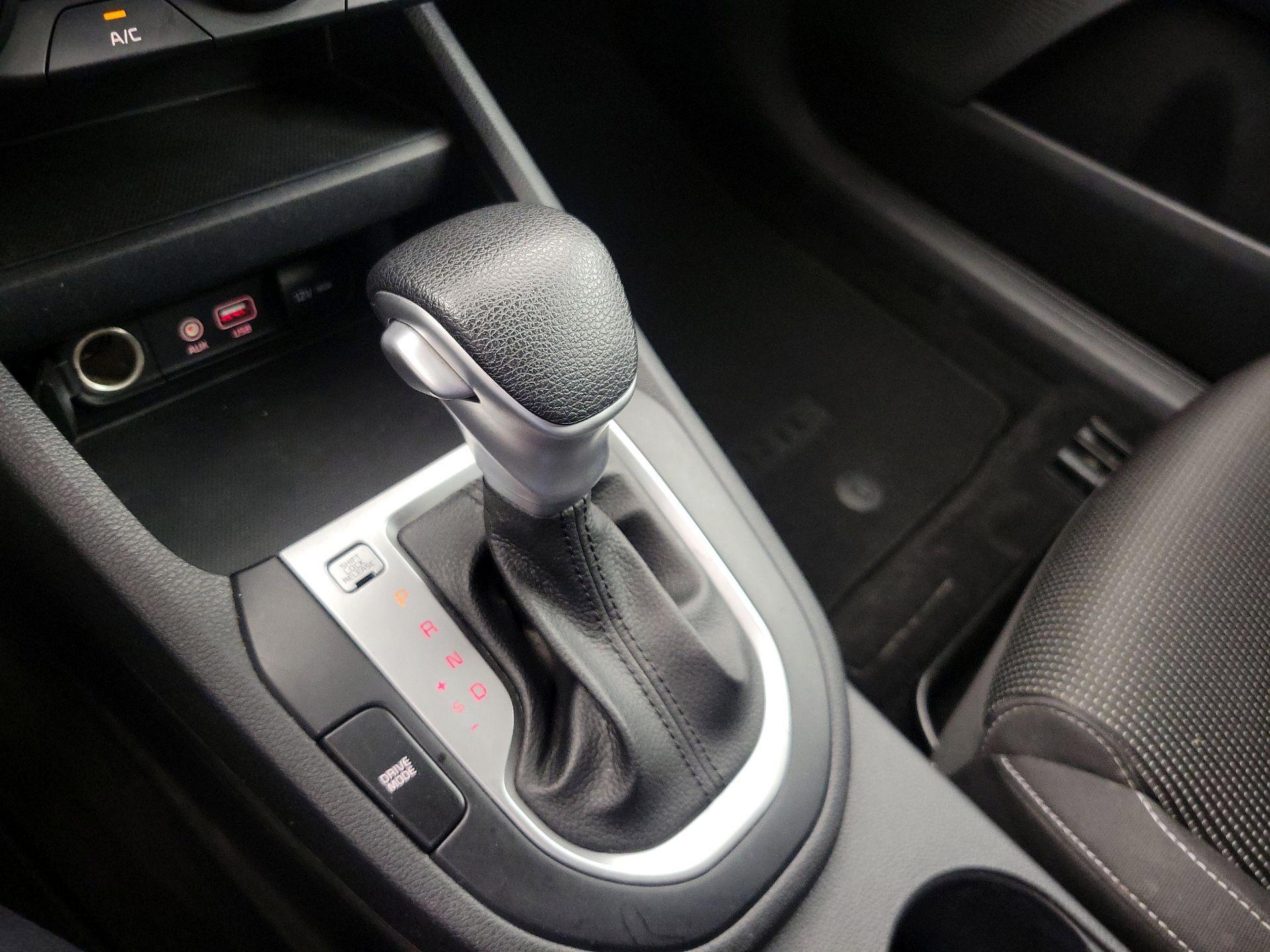 Thumbnail: 2021 Kia Forte - 17