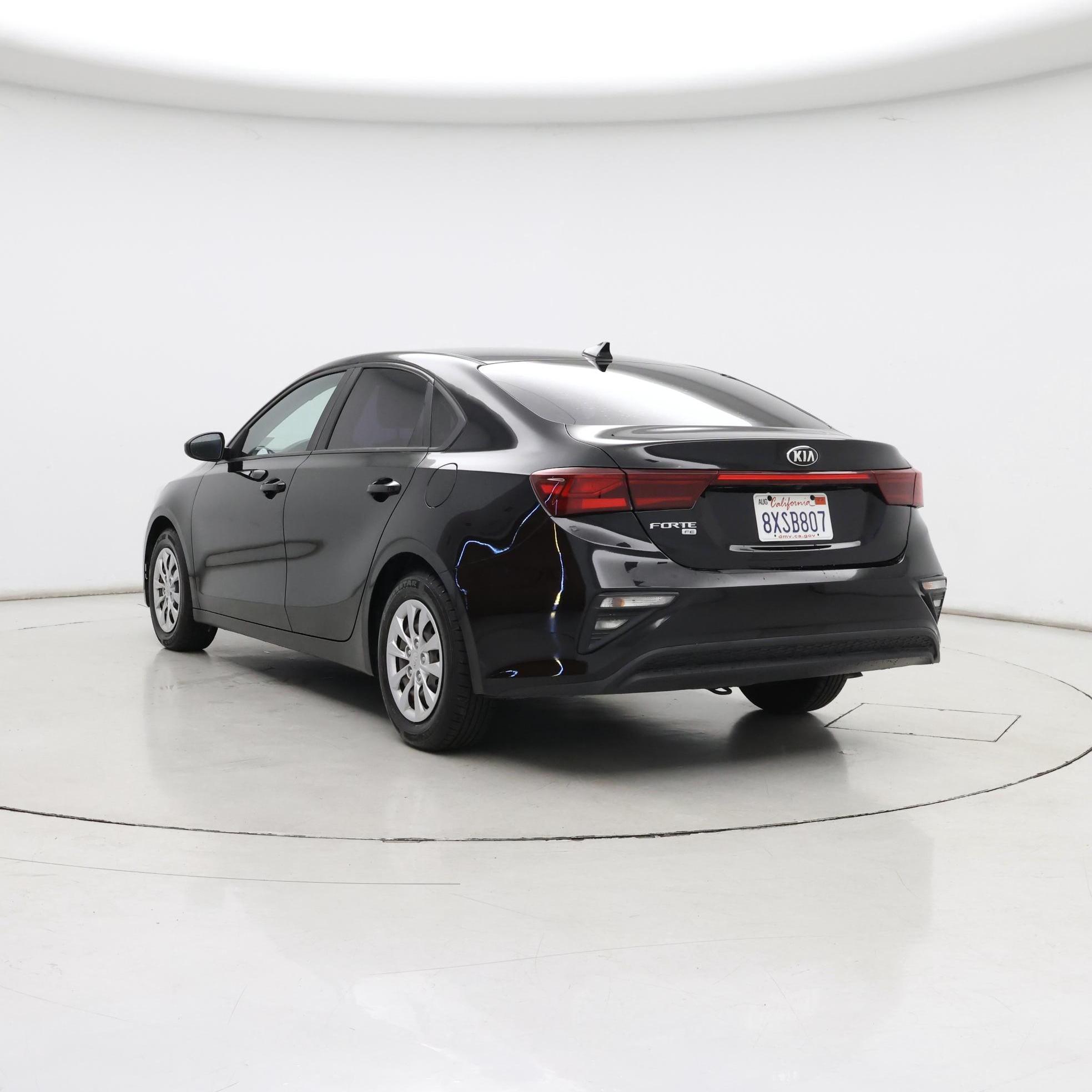 Thumbnail: 2021 Kia Forte - 2