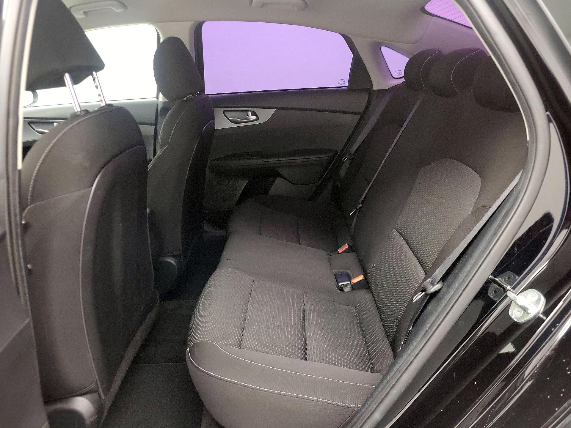 Thumbnail: 2021 Kia Forte - 19