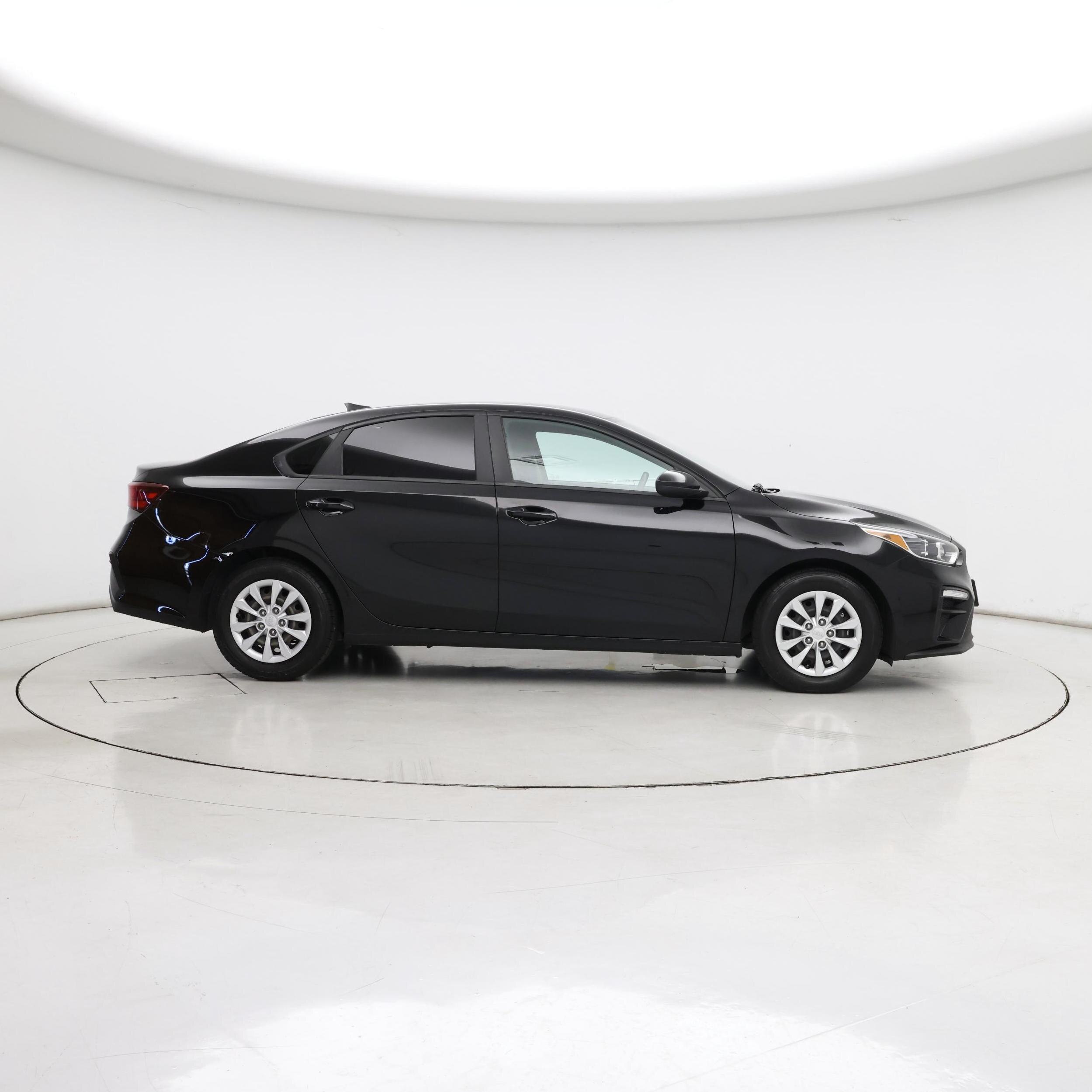 Thumbnail: 2021 Kia Forte - 7