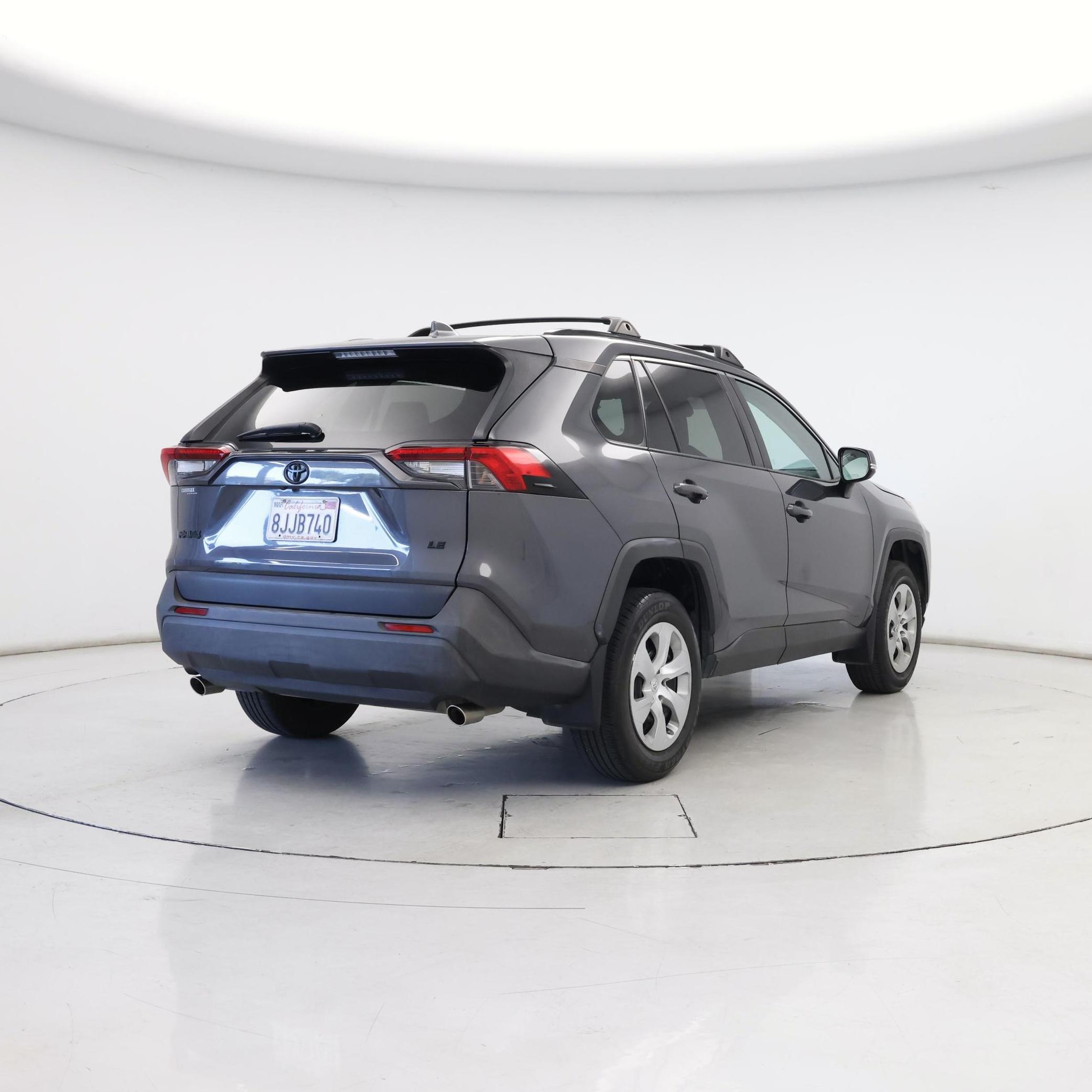 Thumbnail: 2019 Toyota RAV4 - 8