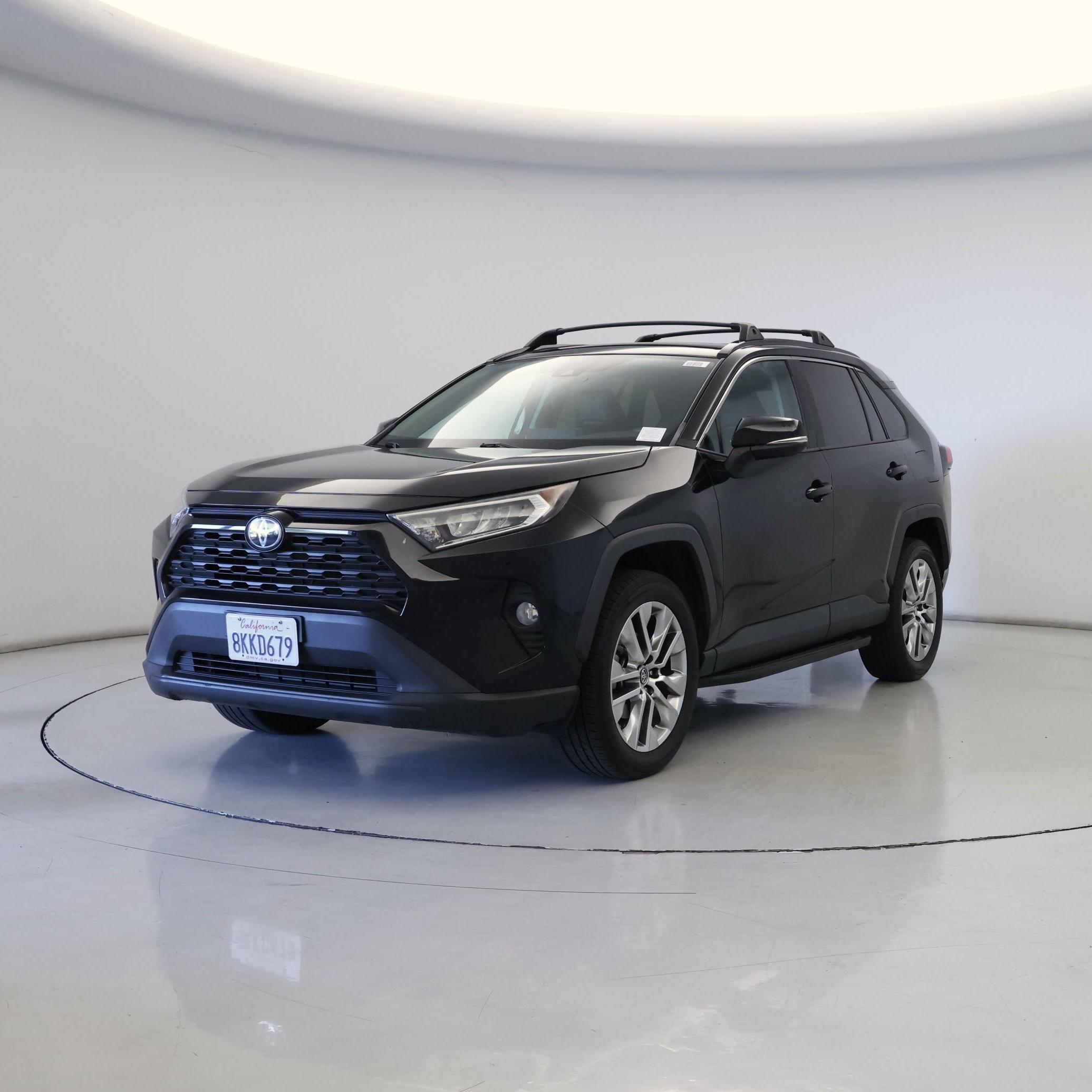 Thumbnail: 2019 Toyota RAV4 - 4
