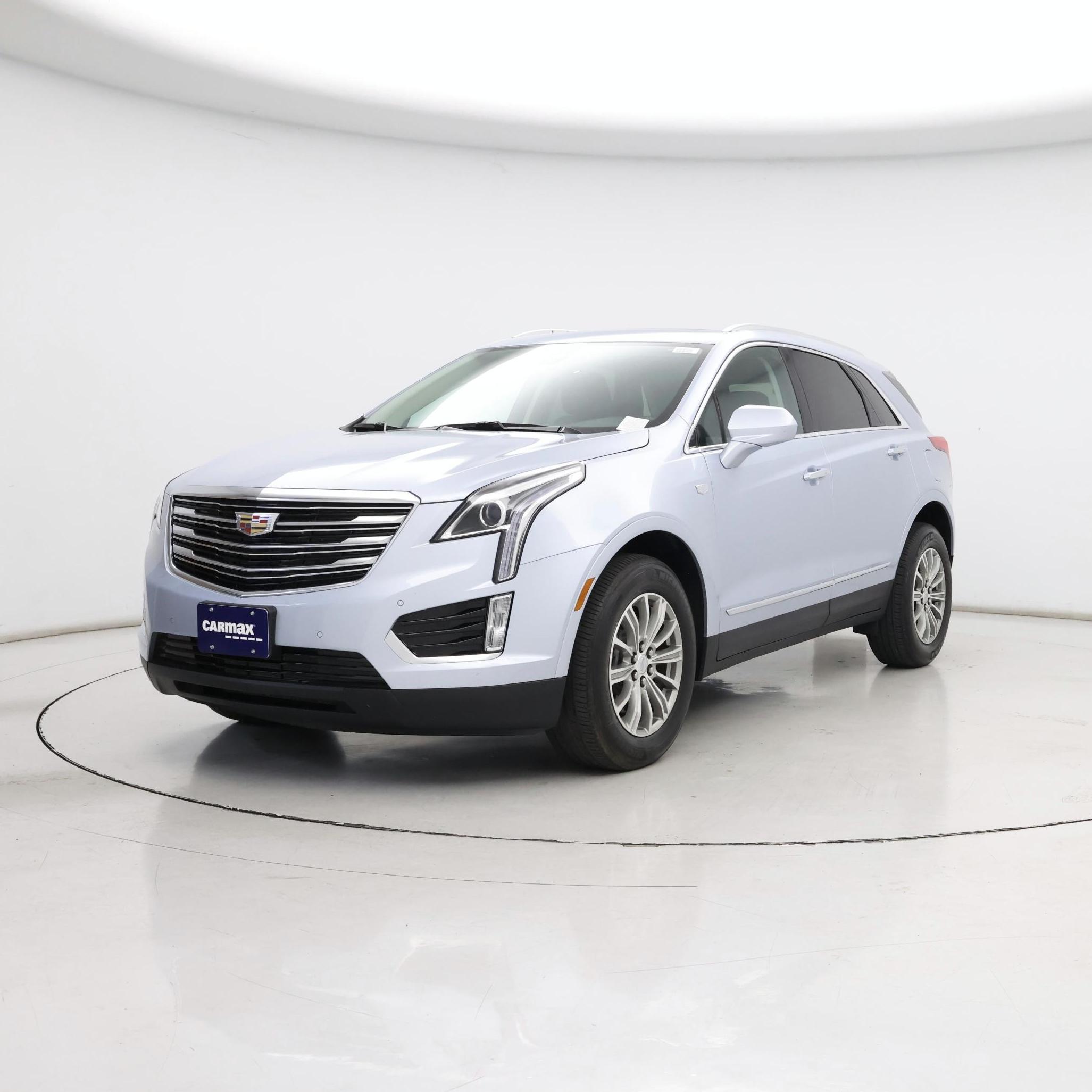 Thumbnail: 2017 Cadillac XT5 - 4