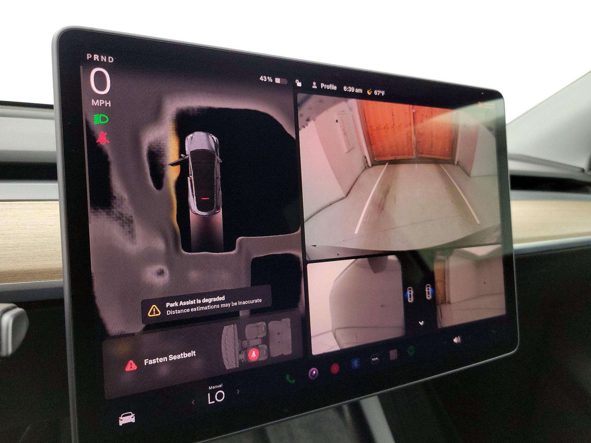 Thumbnail: 2022 Tesla Model Y - 14