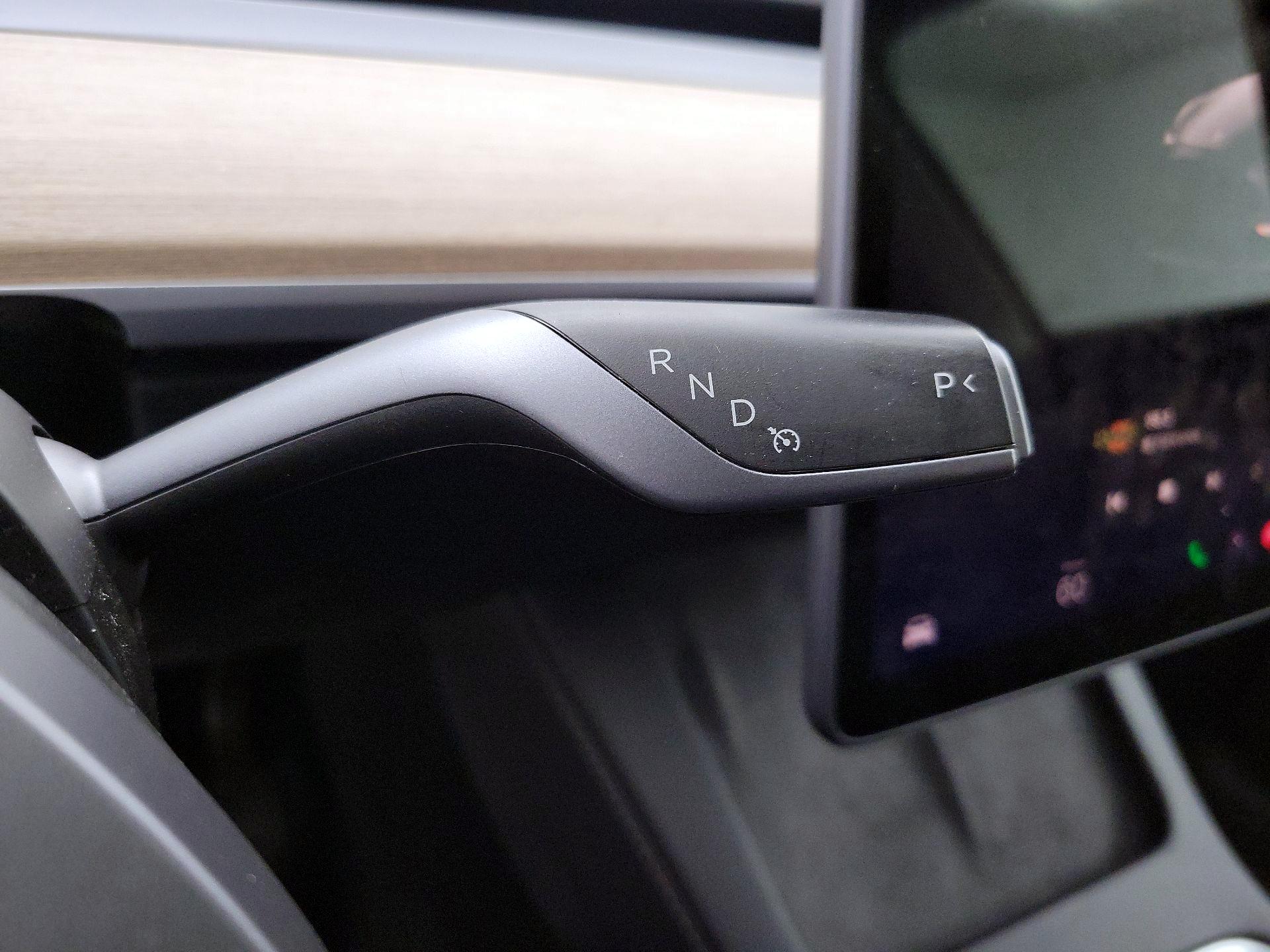 Thumbnail: 2022 Tesla Model Y - 17