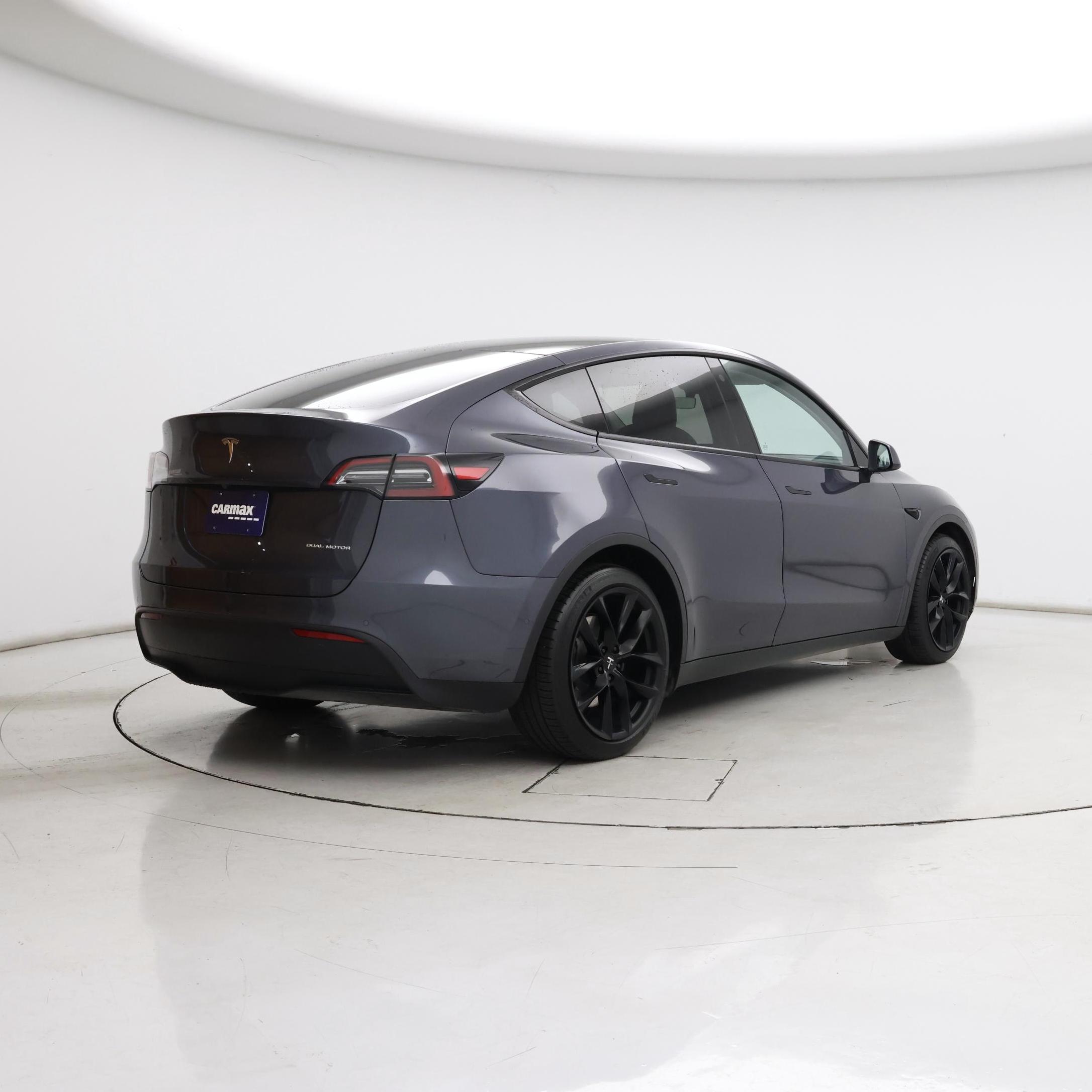 Thumbnail: 2022 Tesla Model Y - 8