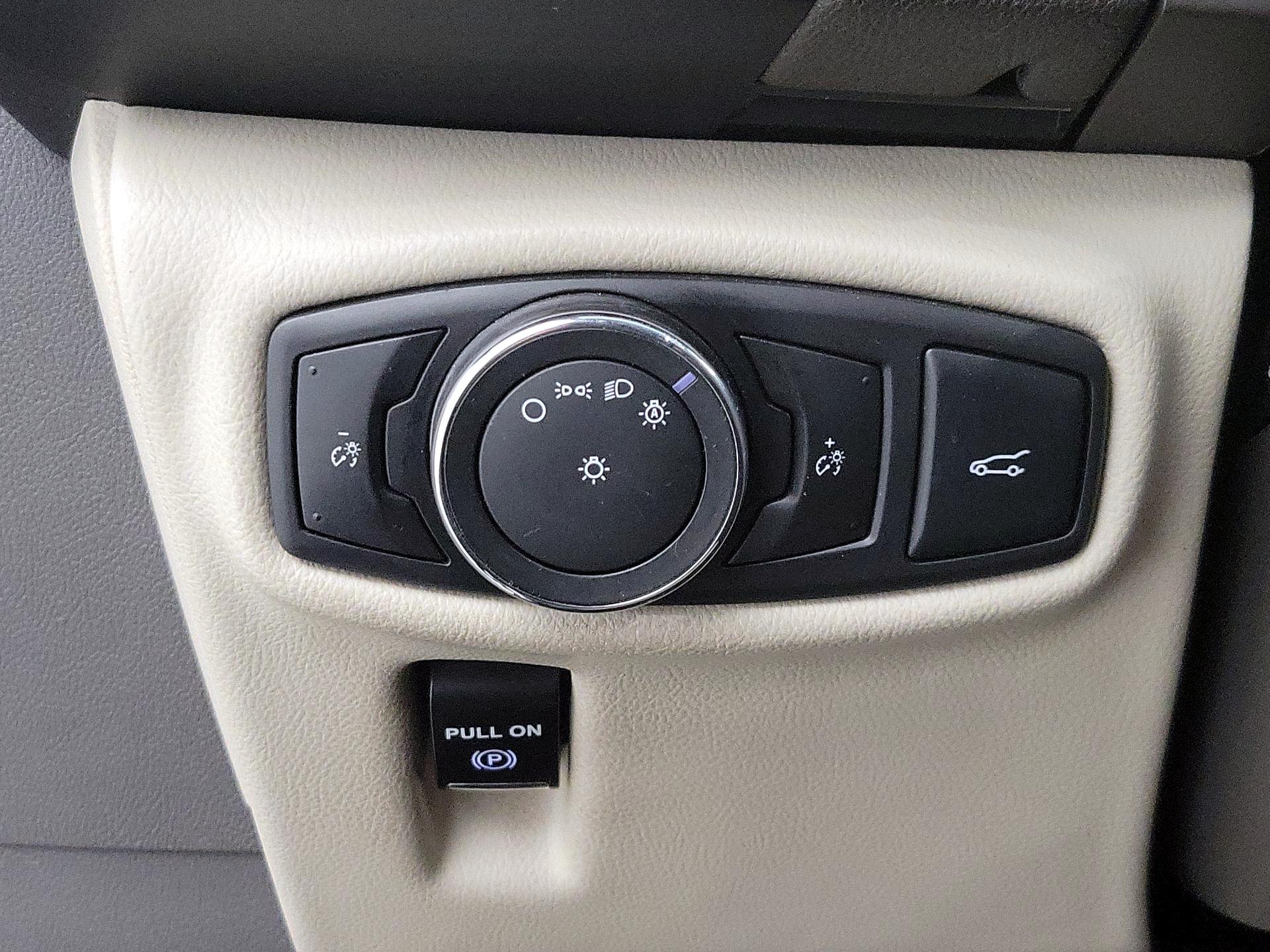 Thumbnail: 2017 Lincoln MKX - 13