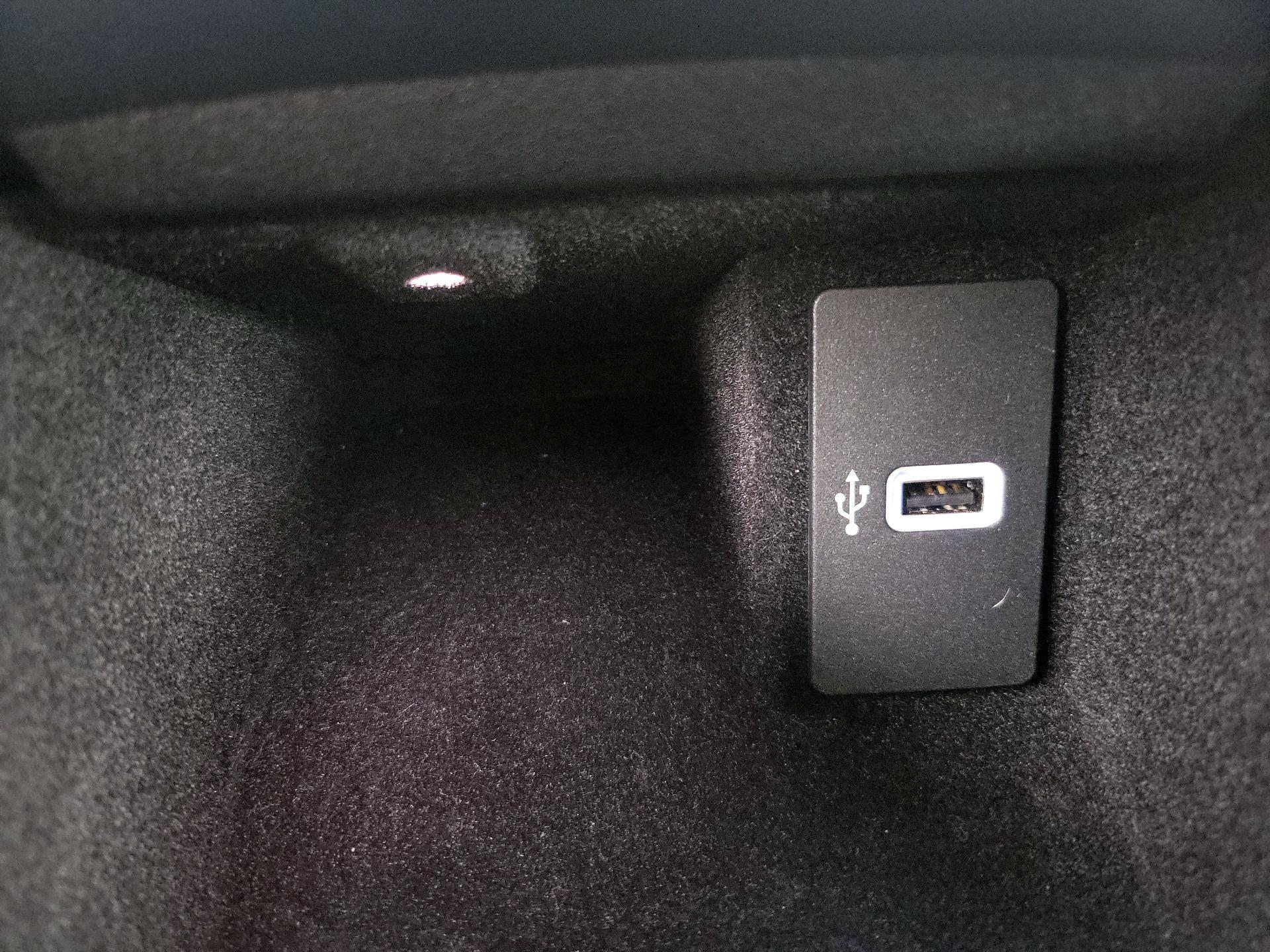 Thumbnail: 2017 Lincoln MKX - 19