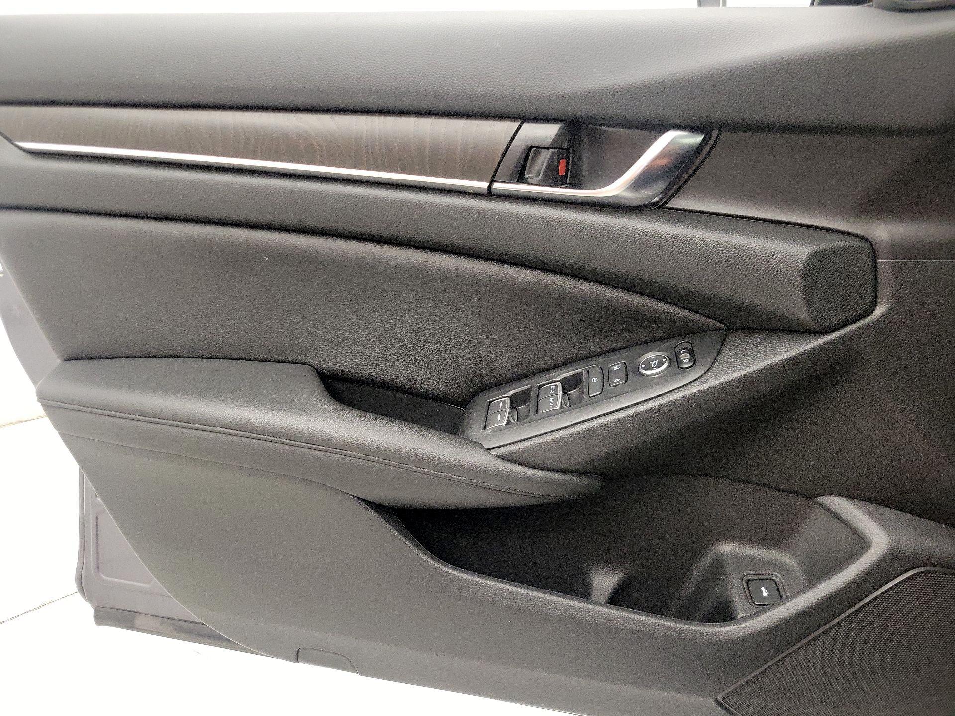 Thumbnail: 2021 Honda Accord - 12