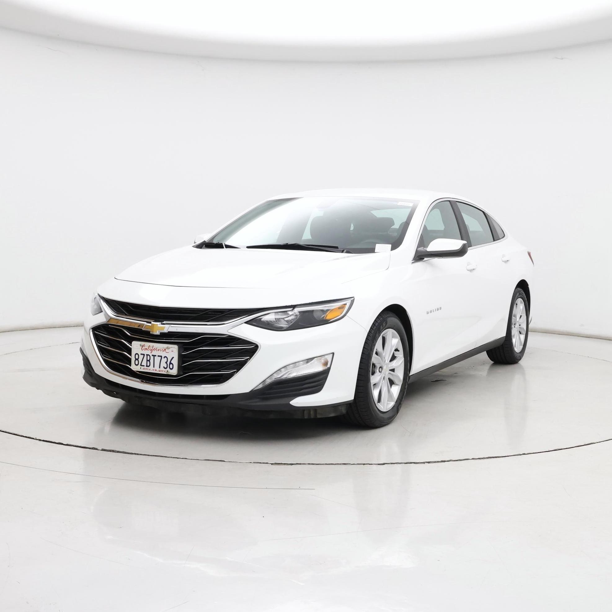 Thumbnail: 2020 Chevrolet Malibu - 4
