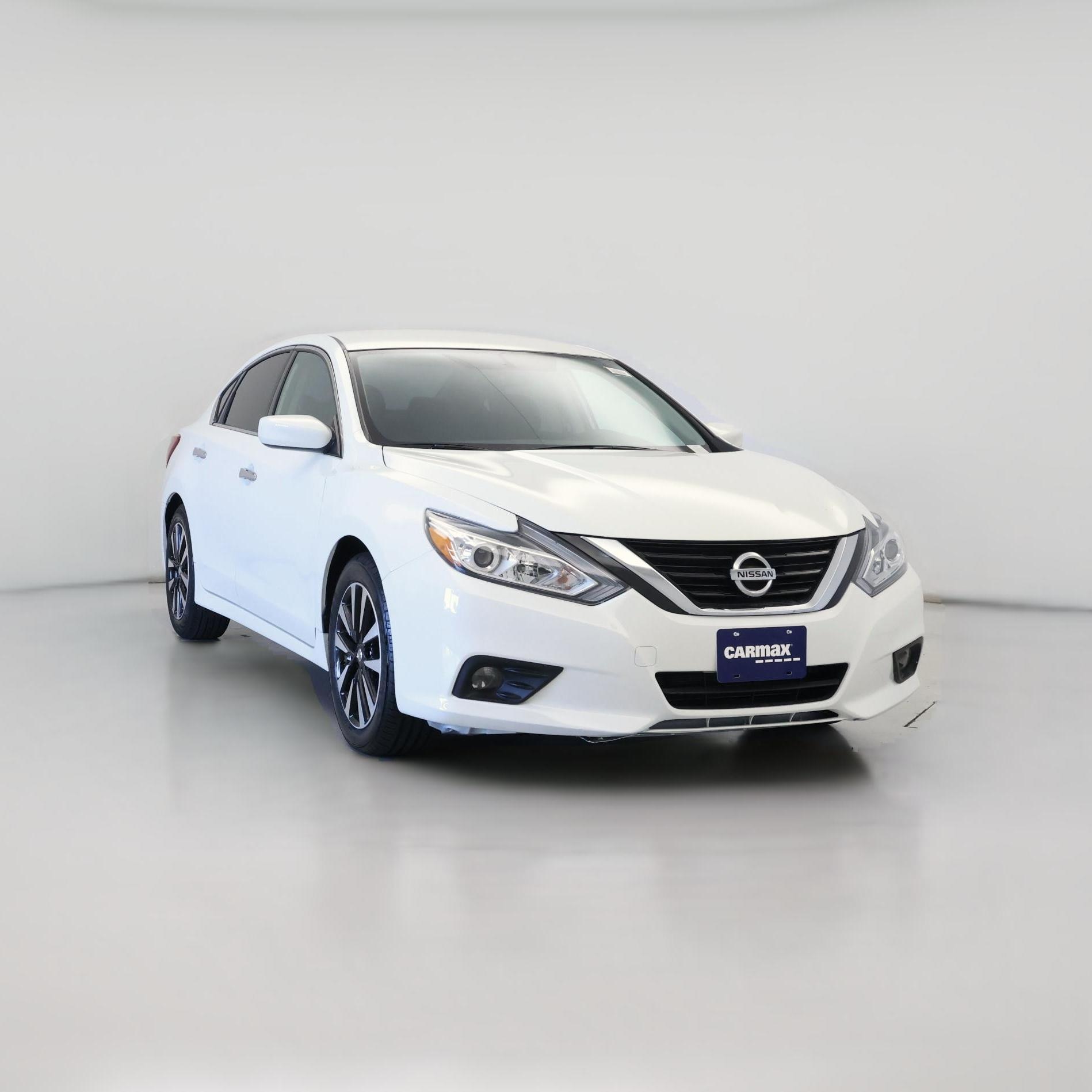 Thumbnail: 2018 Nissan Altima - 1
