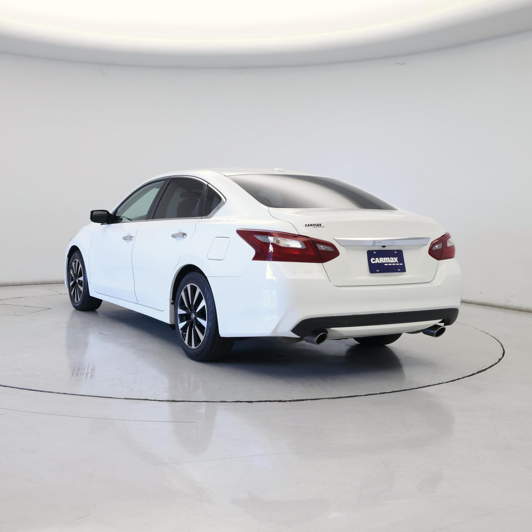 Thumbnail: 2018 Nissan Altima - 2